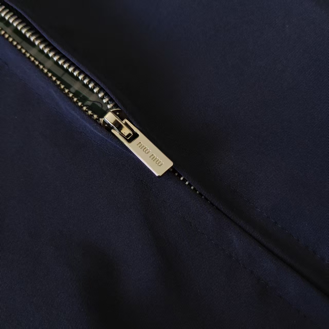 MIU MIU/缪缪 字母激光刺绣立领长袖夹克外套 石灰 藏青
