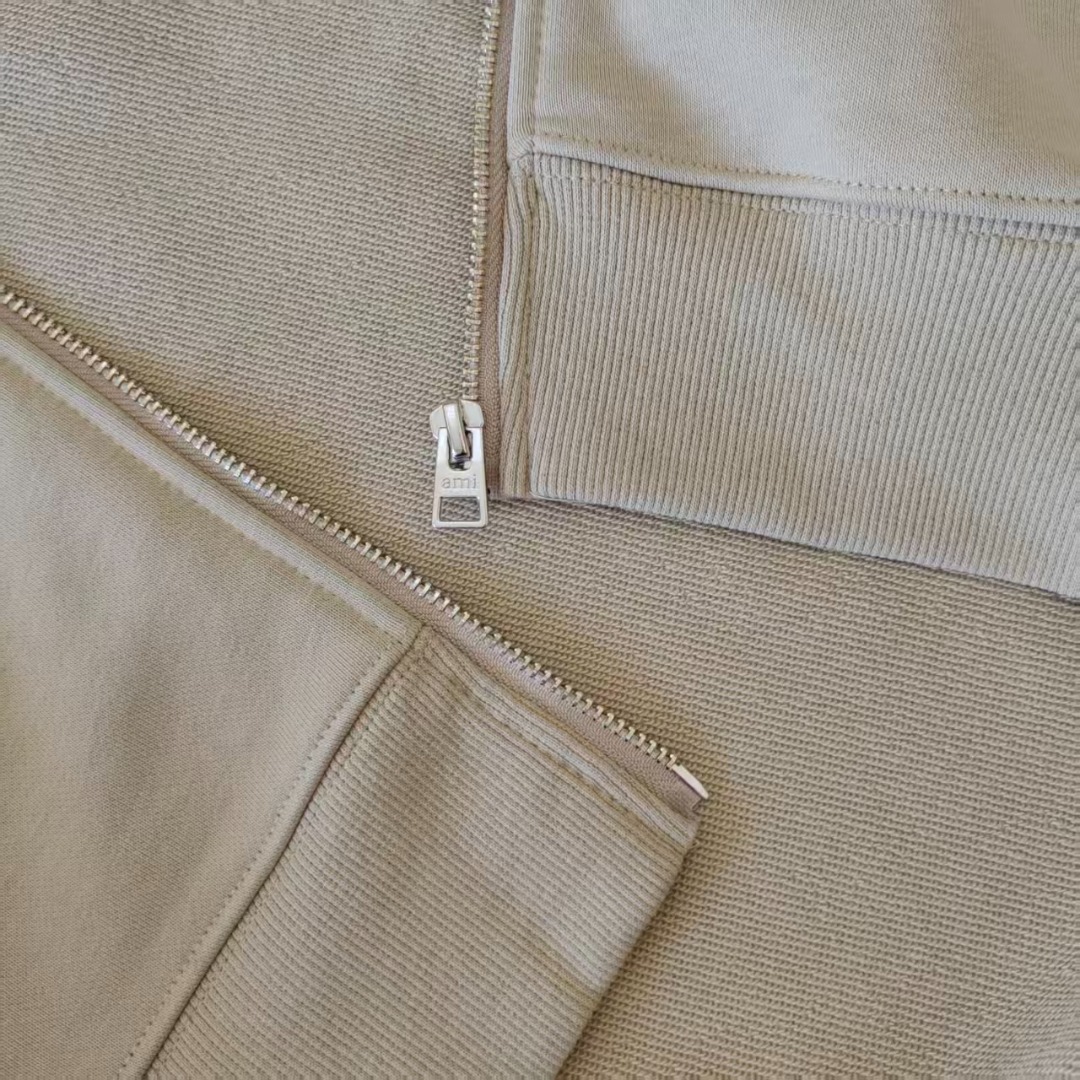 Ami Paris 25Fw马卡龙连帽拉链外套 卡其