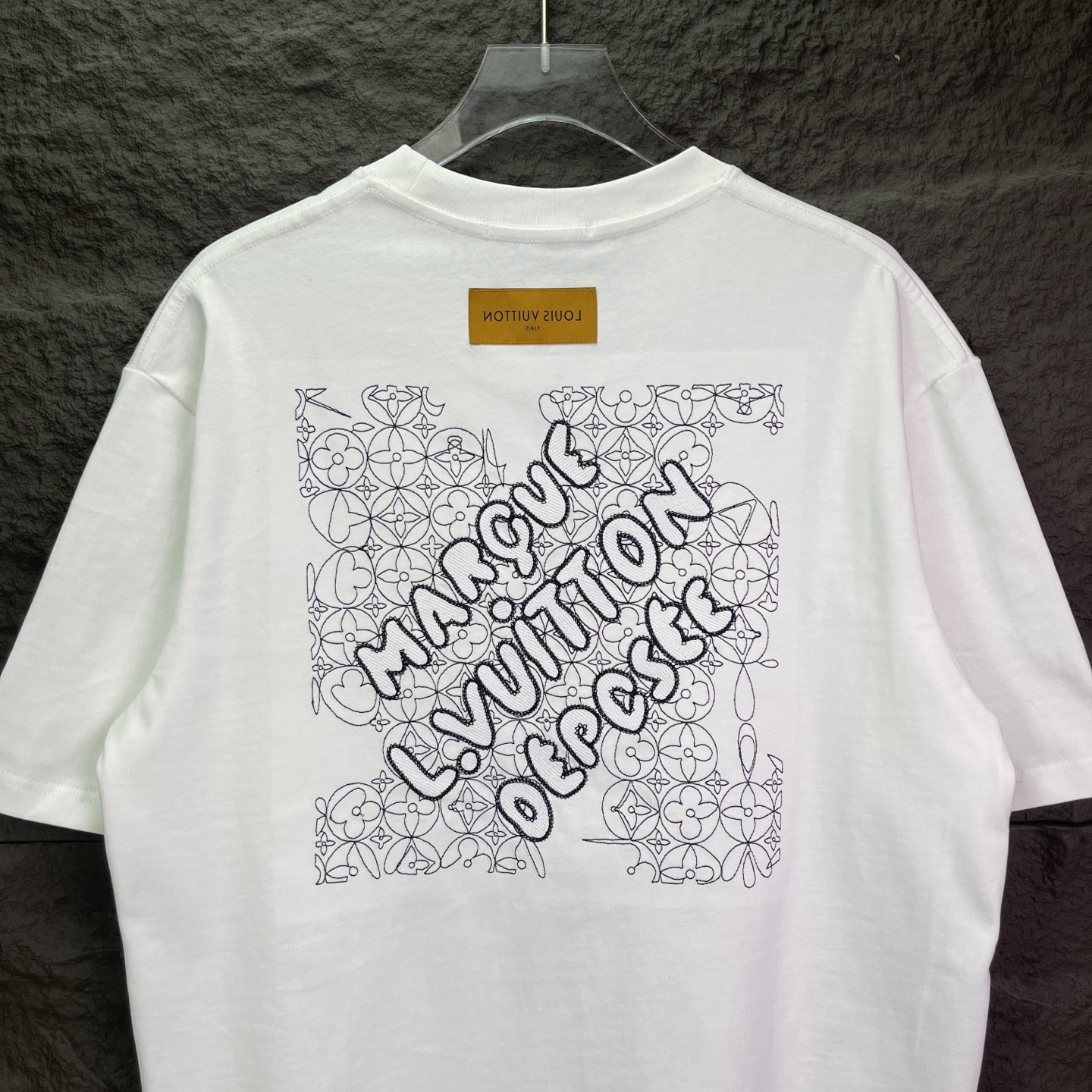 LOUIS VUITTON 路易威登 织网刺绣短袖 黑色 白色