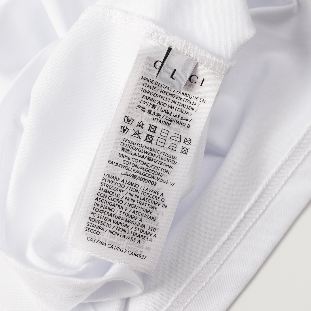 Gucci古驰2024春夏款笑脸印花短袖T恤-Chinese UA Cheap High Quatity Brand Clothes Bags handbags Sneakers wholesale wholesaler seller from China Factory suppliers Fashion Clothing Shoes best Quality Beautiful Price Gucci古驰2024春夏款笑脸印花短袖T恤