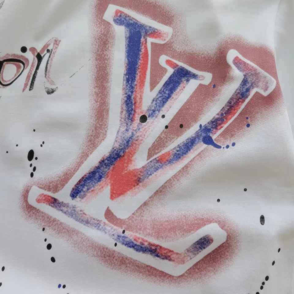 实拍细节图 Louis Vuitton/路易威登 泼墨涂鸦字母印花 黑色 白色