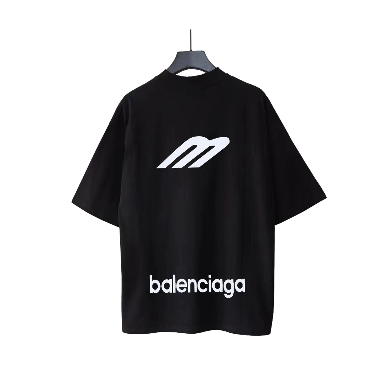 巴黎世家/Balenciaga 大M刺绣短袖 刺绣区分 黑色-莆田鞋,莆田鞋货源,高仿鞋,高仿鞋货源,安福档口,莆田高仿鞋,莆田鞋批发,高仿鞋批发,莆田高仿运动鞋,高仿运动鞋,莆田运动鞋 巴黎世家/Balenciaga 大M刺绣短袖 刺绣区分 黑色