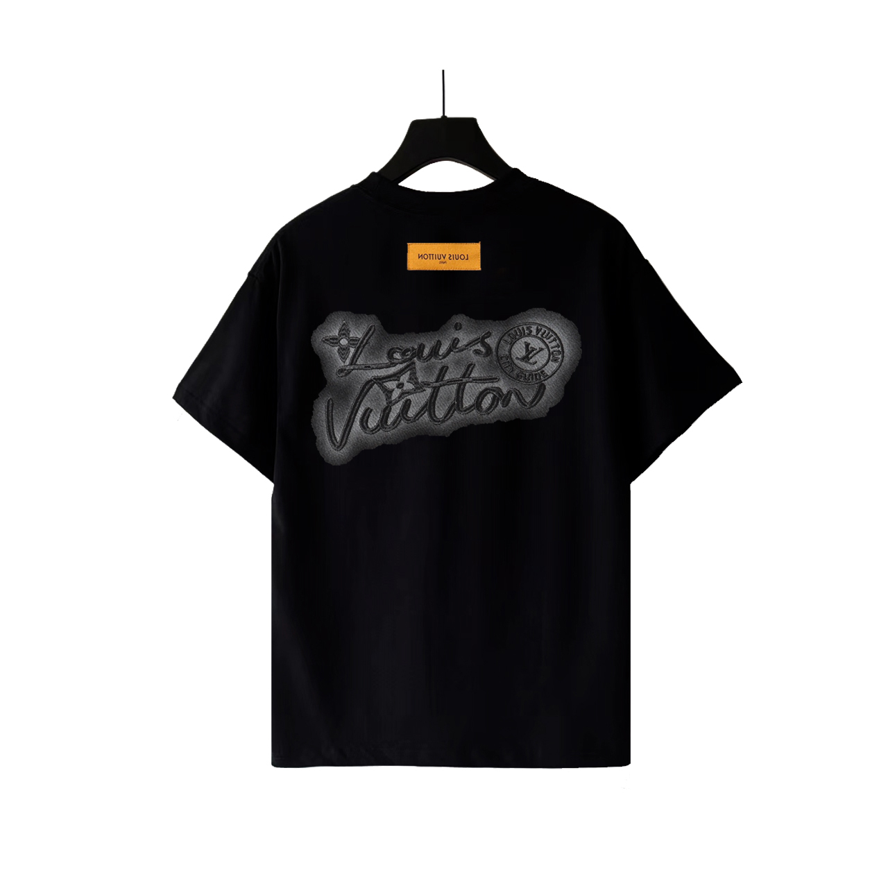 LOUISVUITTON/路易威登 水泥灰炭画刺绣短袖 260克圆领短袖T恤 刺绣组合字母LOGO工艺标识-莆田鞋,莆田鞋货源,高仿鞋,高仿鞋货源,安福档口,莆田高仿鞋,莆田鞋批发,高仿鞋批发,莆田高仿运动鞋,高仿运动鞋,莆田运动鞋 LOUISVUITTON/路易威登 水泥灰炭画刺绣短袖 260克圆领短袖T恤 刺绣组合字母LOGO工艺标识