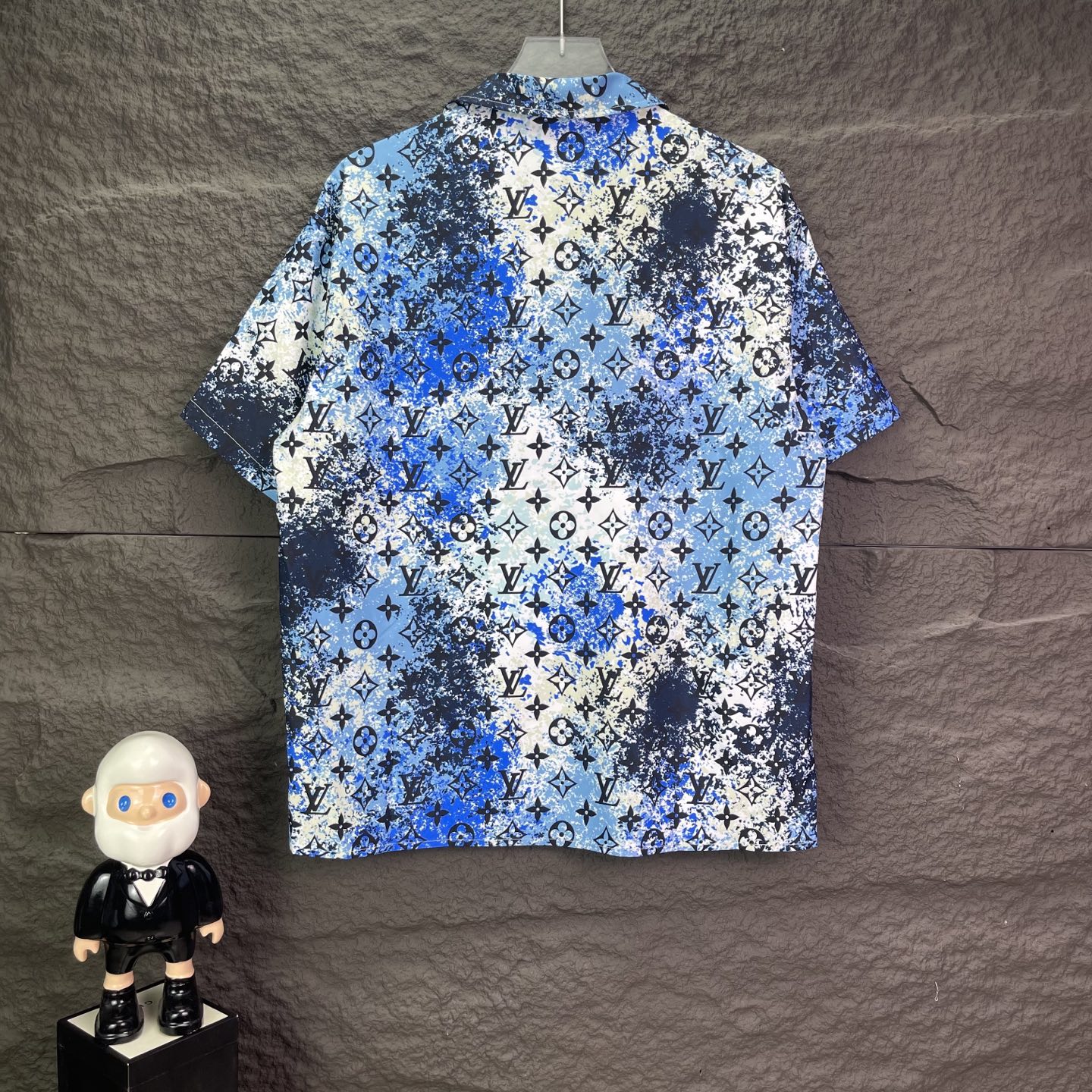 LOUIS VUITTON 路易威登 水墨涂鸦衬衫-Chinese UA Cheap High Quatity Brand Clothes Bags handbags Sneakers wholesale wholesaler seller from China Factory suppliers Fashion Clothing Shoes best Quality Beautiful Price LOUIS VUITTON 路易威登 水墨涂鸦衬衫