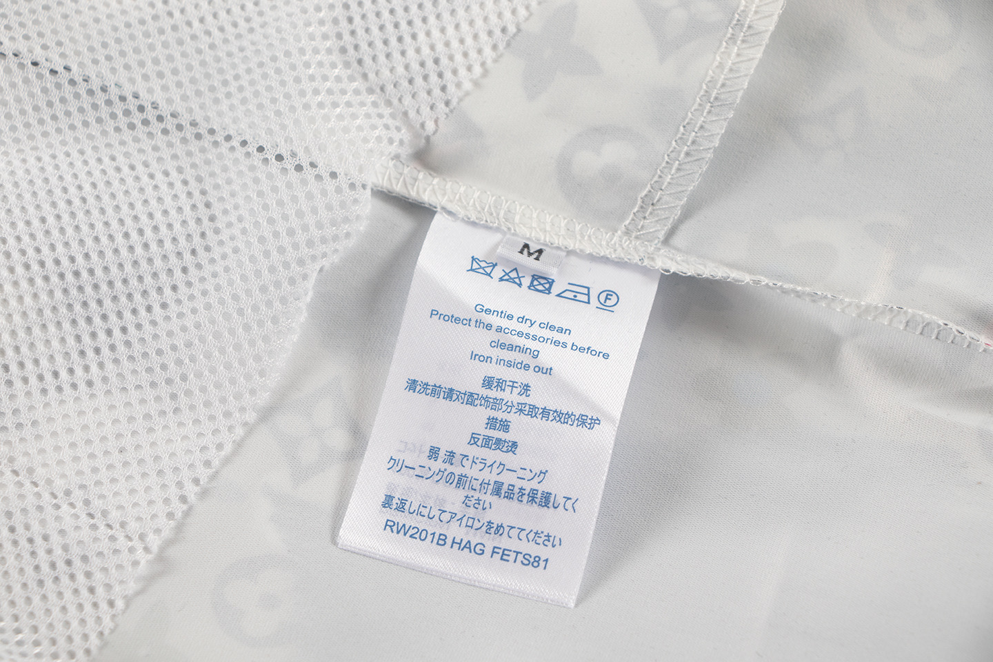 LOUIS VUITTON 路易威登 老花水墨纱网沙滩裤-Chinese UA Cheap High Quatity Brand Clothes Bags handbags Sneakers wholesale wholesaler seller from China Factory suppliers Fashion Clothing Shoes best Quality Beautiful Price LOUIS VUITTON 路易威登 老花水墨纱网沙滩裤