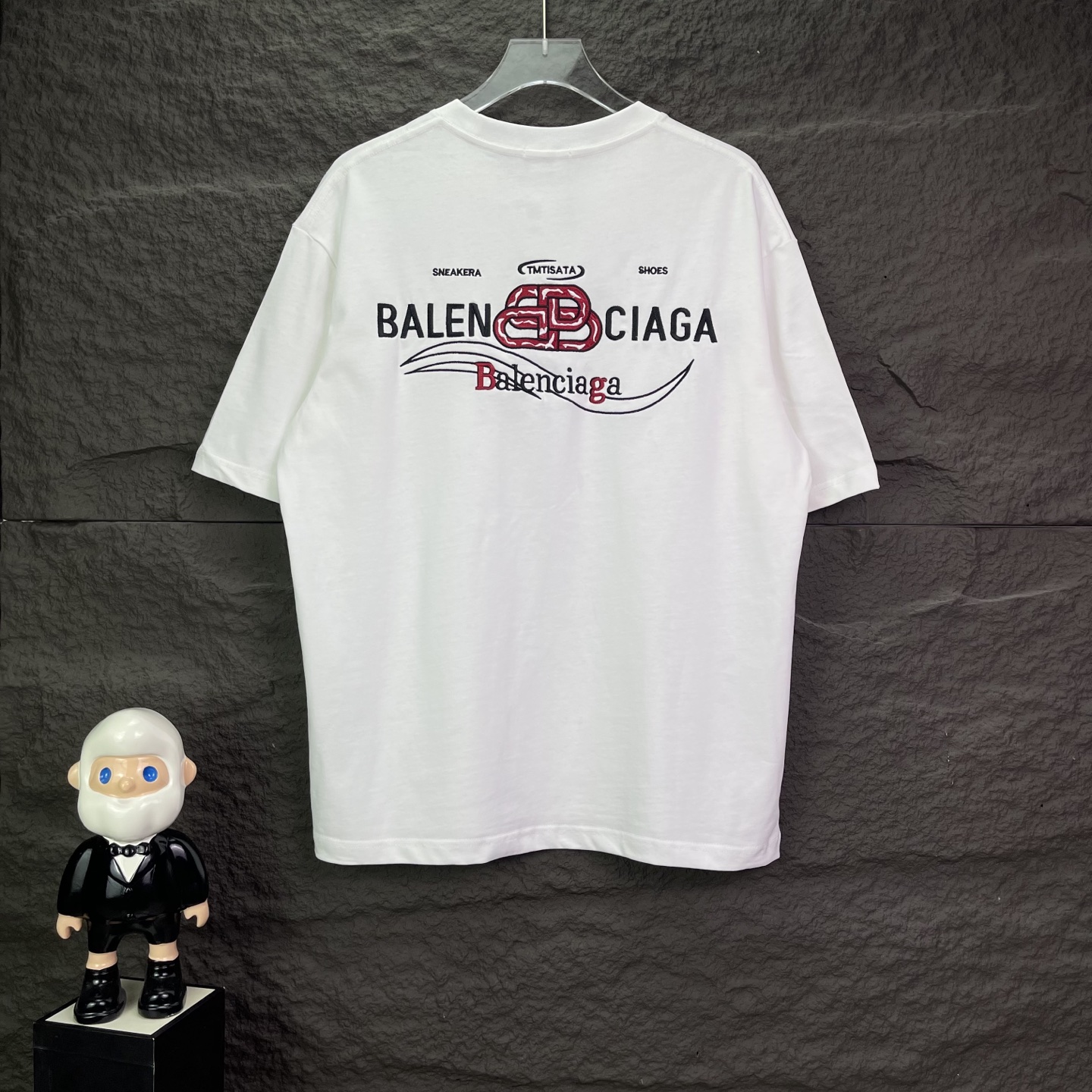 BALENClAGA/巴黎世家 红字双B刺绣短袖 黑色 白色-Top High Quatity Cheap Sneakers Fashion Clothing Clothes Bags handbags Shoes of all Brand wholesale With The best Quality And Beautiful Price from China Factory Chinese suppliers wholesaler seller BALENClAGA/巴黎世家 红字双B刺绣短袖 黑色 白色