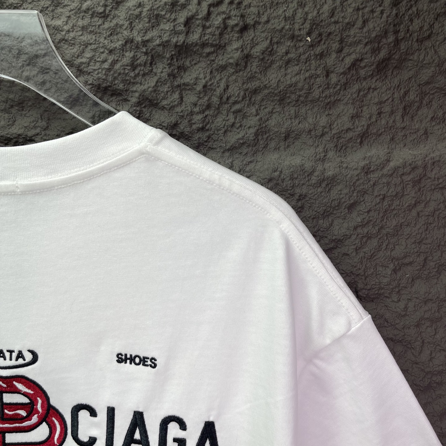 BALENClAGA/巴黎世家 红字双B刺绣短袖 黑色 白色-Top High Quatity Cheap Sneakers Fashion Clothing Clothes Bags handbags Shoes of all Brand wholesale With The best Quality And Beautiful Price from China Factory Chinese suppliers wholesaler seller BALENClAGA/巴黎世家 红字双B刺绣短袖 黑色 白色