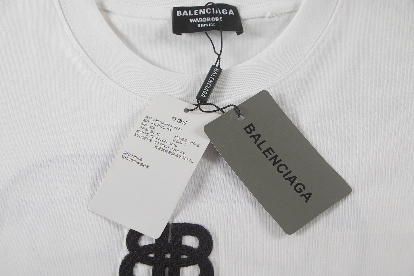 BALENClAGA/巴黎世家 黑白LOGO刺绣短袖 黑色 白色-莆田鞋,莆田鞋货源,高仿鞋,高仿鞋货源,安福档口,莆田高仿鞋,莆田鞋批发,高仿鞋批发,莆田高仿运动鞋,高仿运动鞋,莆田运动鞋 BALENClAGA/巴黎世家 黑白LOGO刺绣短袖 黑色 白色