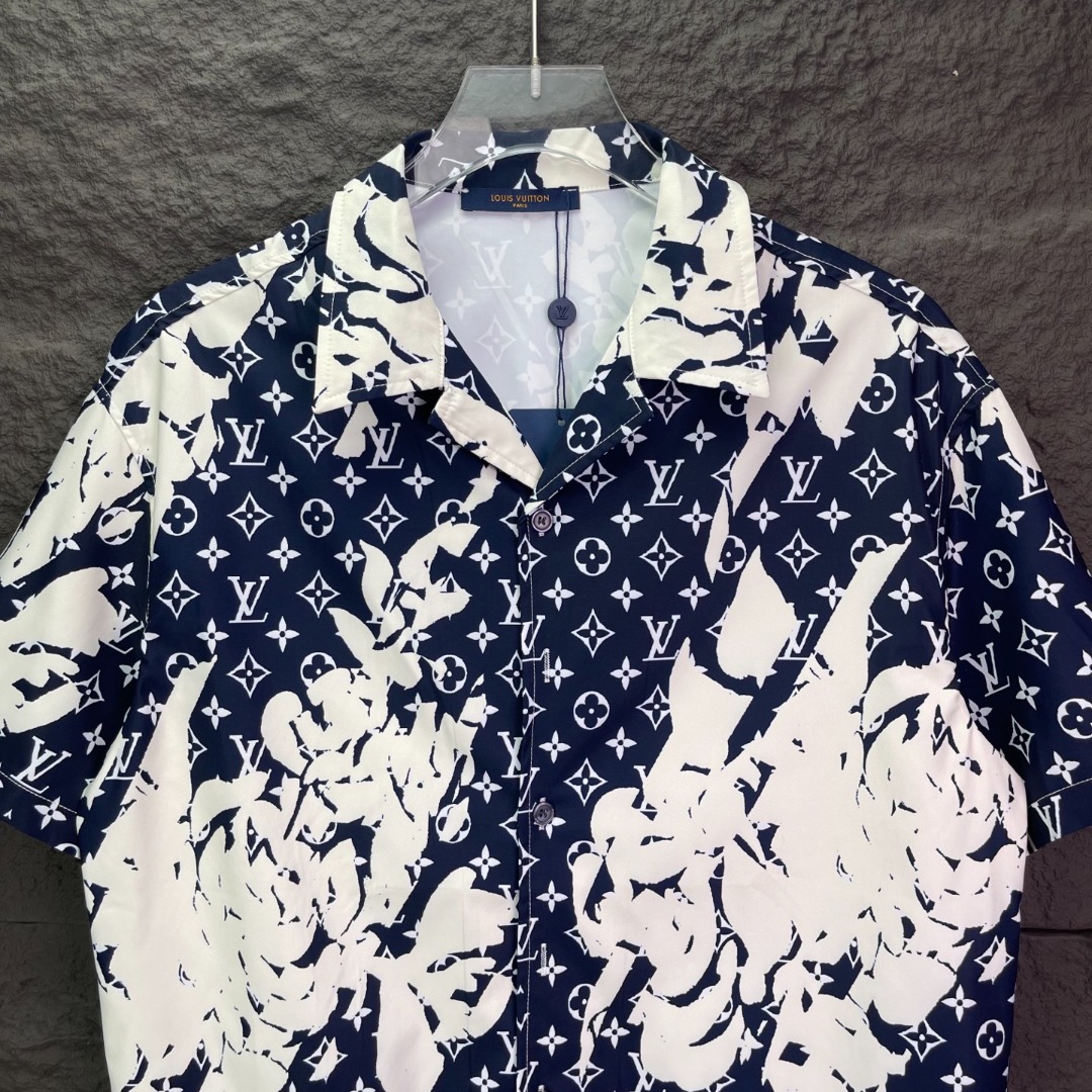 LOUIS VUITTON/路易威登 玫瑰老花衬衫-Top High Quatity Cheap Sneakers Fashion Clothing Clothes Bags handbags Shoes of all Brand wholesale With The best Quality And Beautiful Price from China Factory Chinese suppliers wholesaler seller LOUIS VUITTON/路易威登 玫瑰老花衬衫