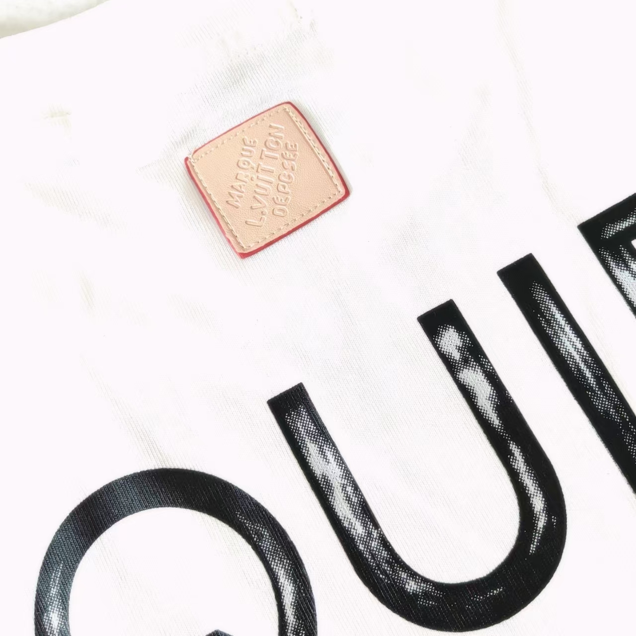 实拍细节图 Louis Vuitton/路易威登前后印花字母logo高克重短袖 白色