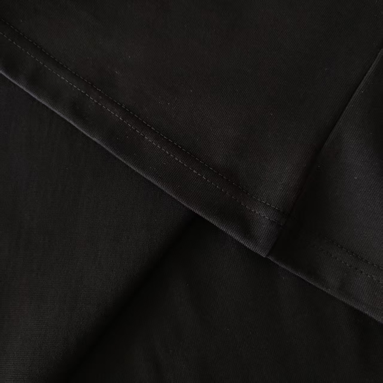 GUCCI/古驰 双G方块logo印花短袖黑色-Top High Quatity Cheap Sneakers Fashion Clothing Clothes Bags handbags Shoes of all Brand wholesale With The best Quality And Beautiful Price from China Factory Chinese suppliers wholesaler seller GUCCI/古驰 双G方块logo印花短袖黑色