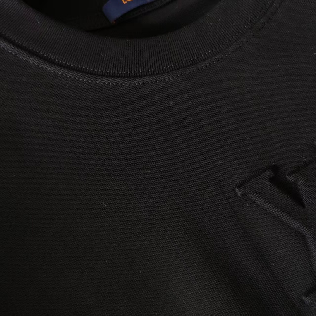 Vuitton/路易威登 立体凹凸压印压花短袖