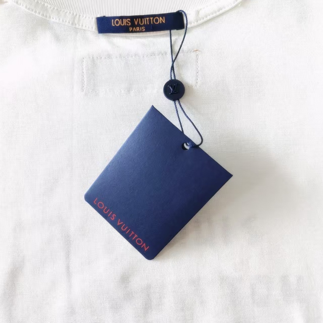 Vuitton/路易威登 裂纹印花大logo字母短袖