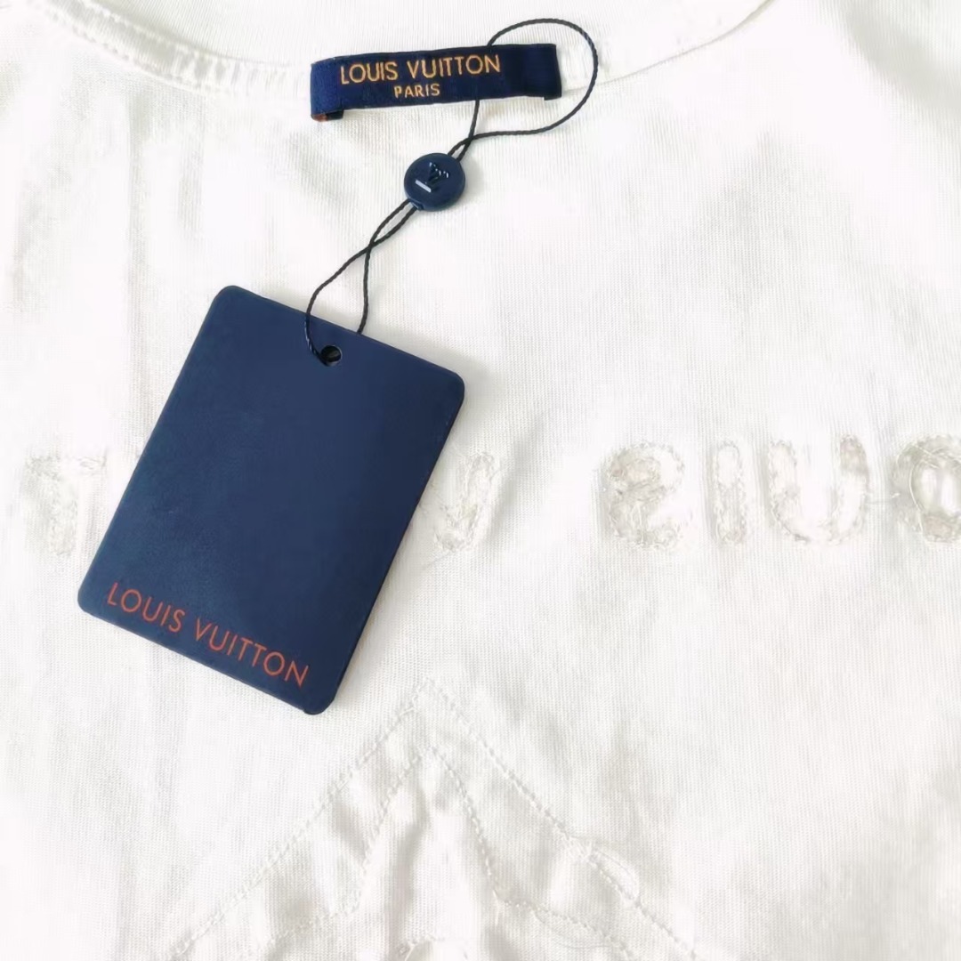 LouisVuitto/路易威登 贴布刺绣logo高克重短袖 黑色 白色
