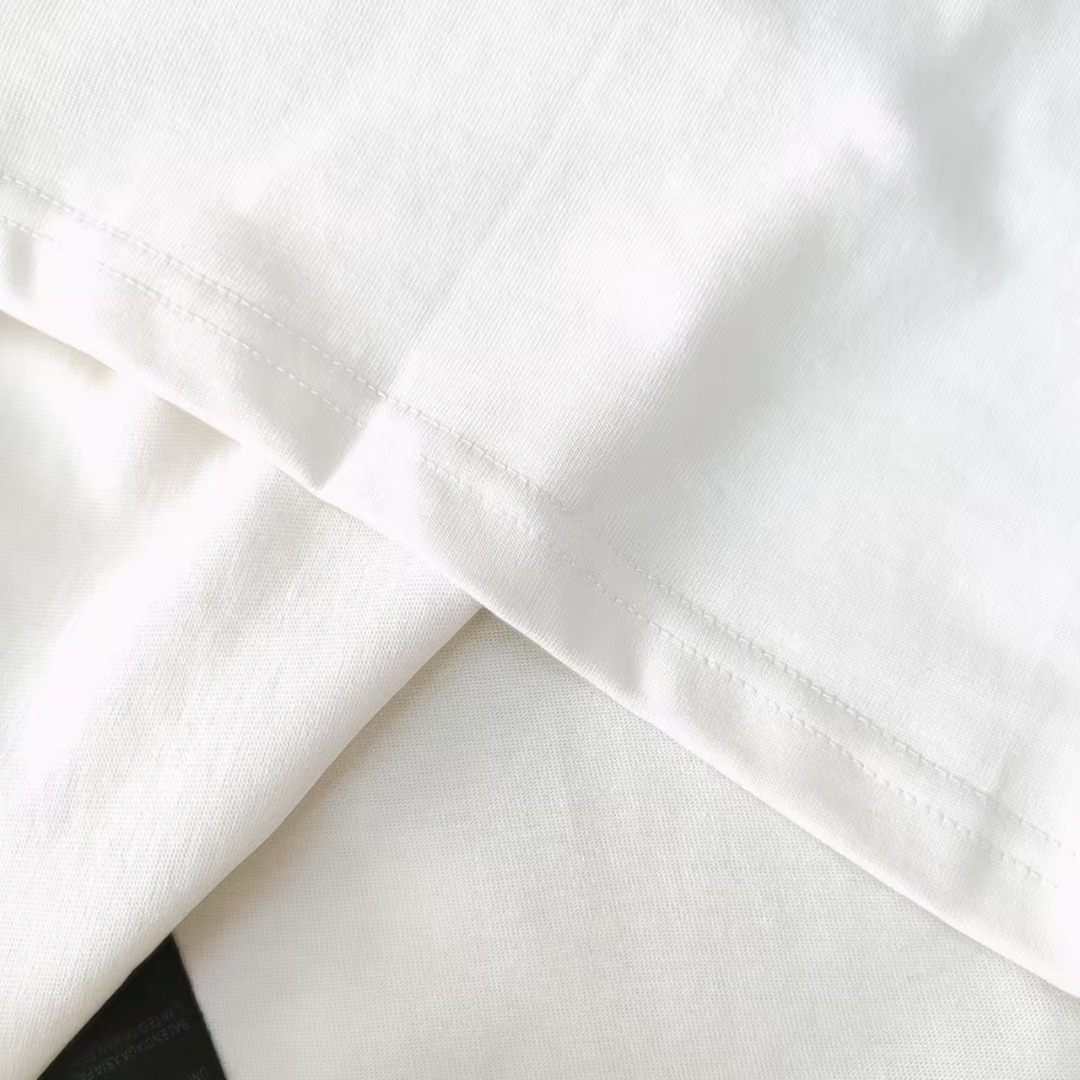 巴黎世家/BALENCIAGA 环保款可乐波浪短袖T恤 藏蓝色 米白-Top High Quatity Cheap Sneakers Fashion Clothing Clothes Bags handbags Shoes of all Brand wholesale With The best Quality And Beautiful Price from China Factory Chinese suppliers wholesaler seller 巴黎世家/BALENCIAGA 环保款可乐波浪短袖T恤 藏蓝色 米白