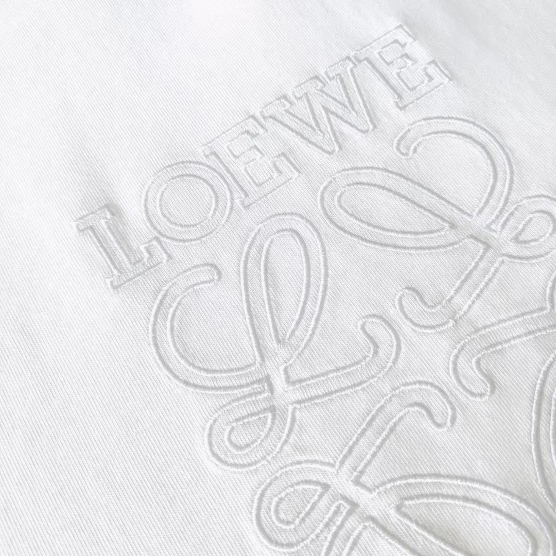 LOEWE 罗意威 胸前刺绣logo短袖T桖 黑色 白色