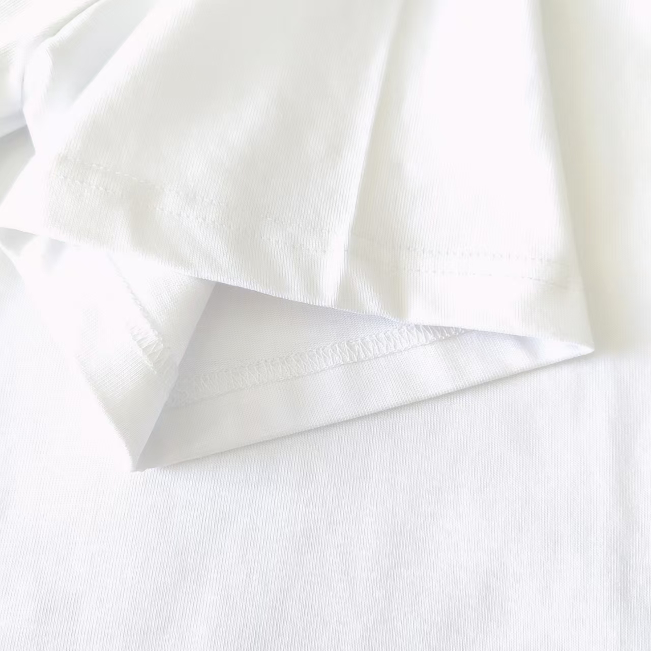 Louis Vuit*on/路易威登 浮雕字母logo短袖T桖