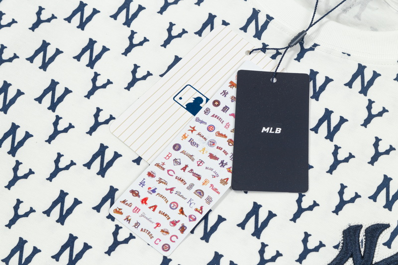 MLB 绣制小标满印字母短袖T桖-Chinese UA Cheap High Quatity Brand Clothes Bags handbags Sneakers wholesale wholesaler seller from China Factory suppliers Fashion Clothing Shoes best Quality Beautiful Price MLB 绣制小标满印字母短袖T桖