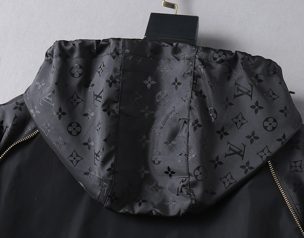 Alternative view of Louis Vuitton Jacket 05173
