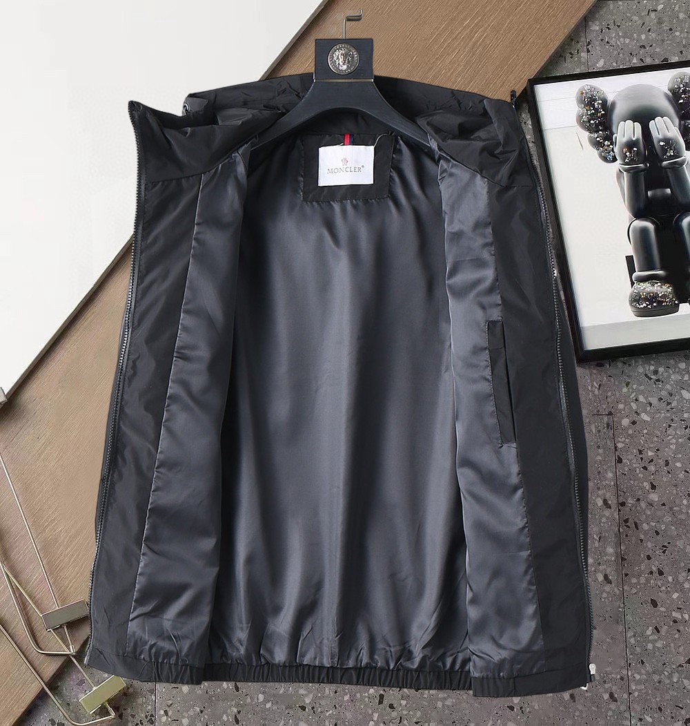 Moncler Jacket 05169