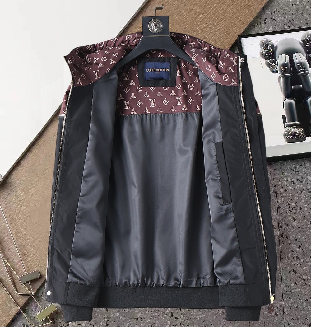 Alternative view of Louis Vuitton Jacket 05165