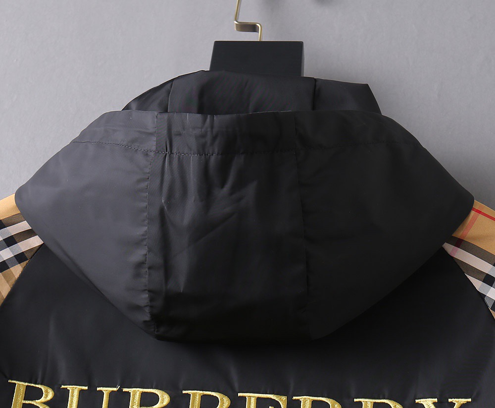 Alternative view of Burberry Jacket 00573
