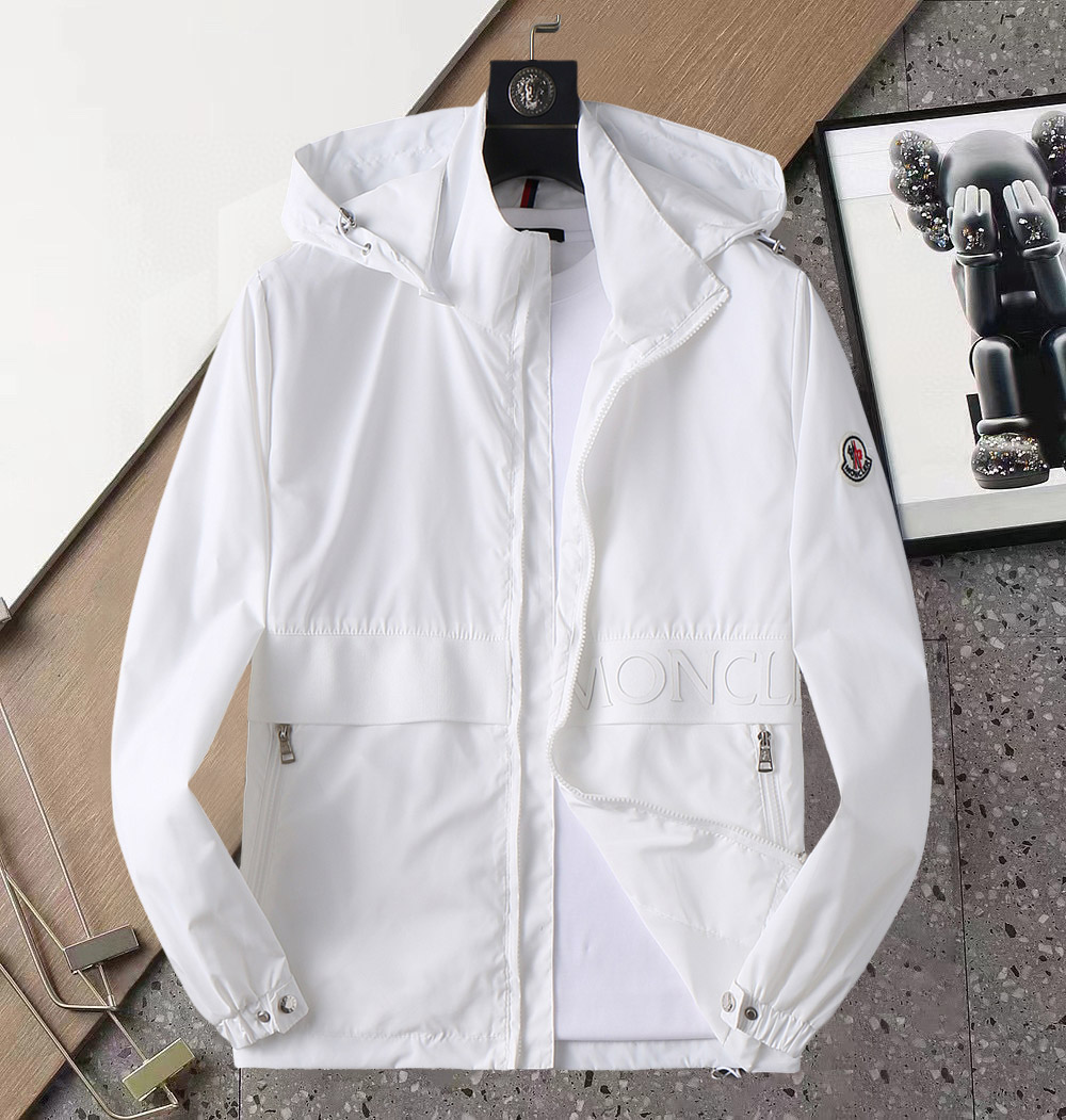 NO:510512,The new jacket and jacket for the spring of 2025 are perfect in the show, comfortable and warm, the three-standard complete colors and full and attractive, and the very outstanding design easily advances the sense of fashion. The workmanship is extremely exquisite and rigorous, and the wiring is neat and meticulous!  A masterpiece of a big-name designer!  The upper body doesn't look bloated and super handsome!  Spot code M ~ XXXL,,Moncler,jackets & coats,jackets & coats,alexander wang19860909蒙口 2025开春新款夹克外套,秀场新品品相非常完美,舒适保暖,三标齐全色泽饱满诱人,非常出彩的设计,轻松将时髦感进阶,做工极为考究严谨,走线工整细致！大牌设计师巨作！上身不显臃肿、超级帅气！现货码数M ～ XXXL,,Moncler,jackets & coats,jackets & coats,alexander wang,Men's clothing