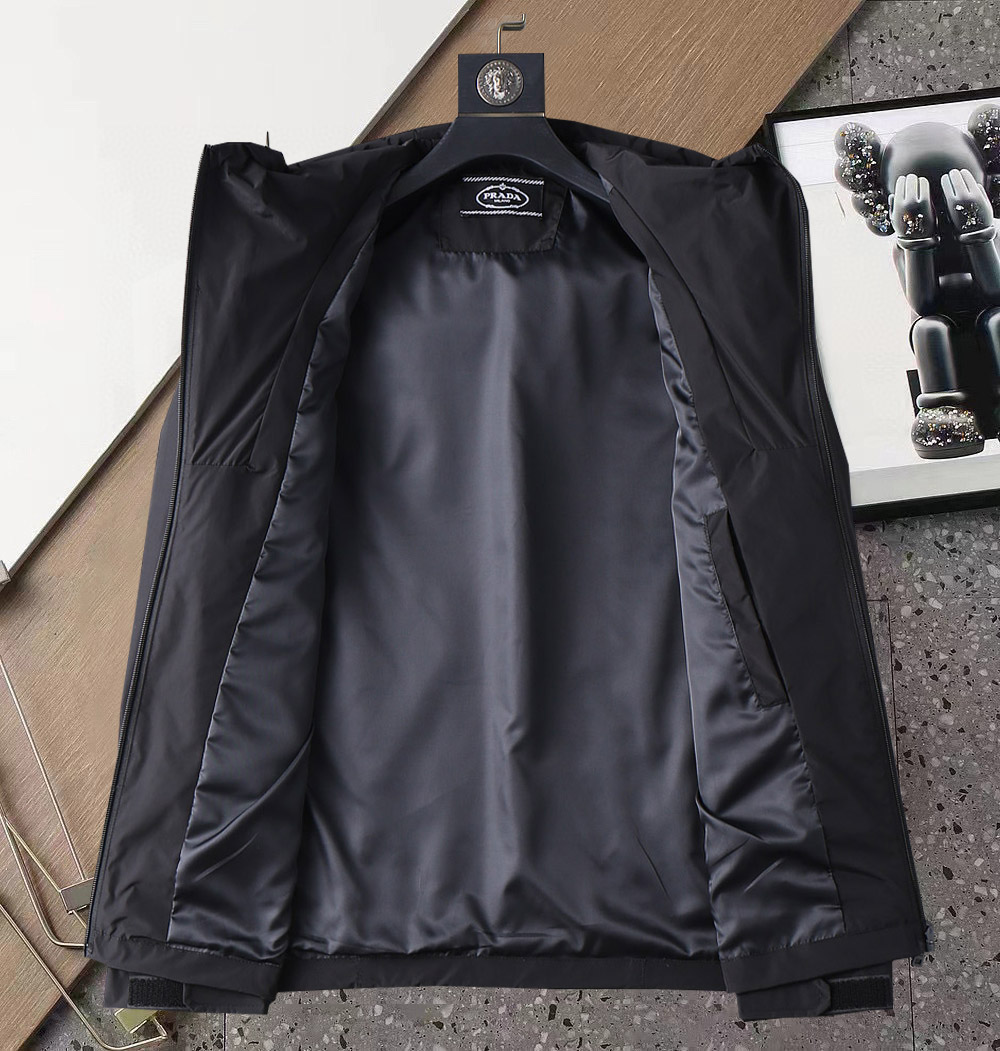 Prada 2025 Spring New Jacket, Runway New Product, Comfortable and Warm 4 a1741010038625 0814
