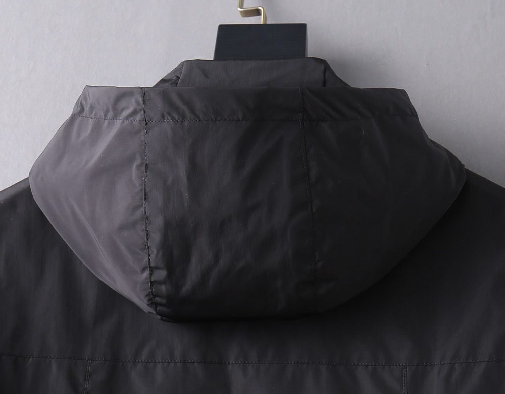 Prada 2025 Spring New Jacket, Runway New Product, Comfortable and Warm 6 a1741010038659 2127
