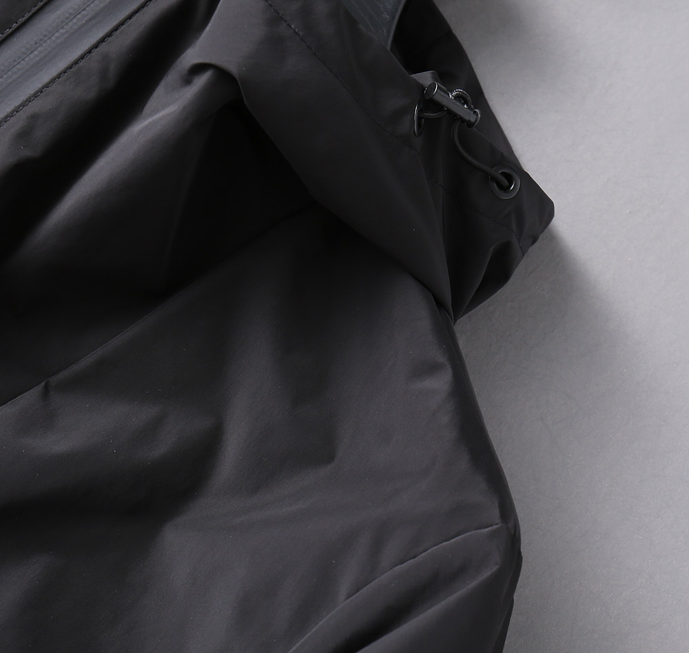 Prada 2025 Spring New Jacket, Runway New Product, Comfortable and Warm 7 a1741010041028 3274