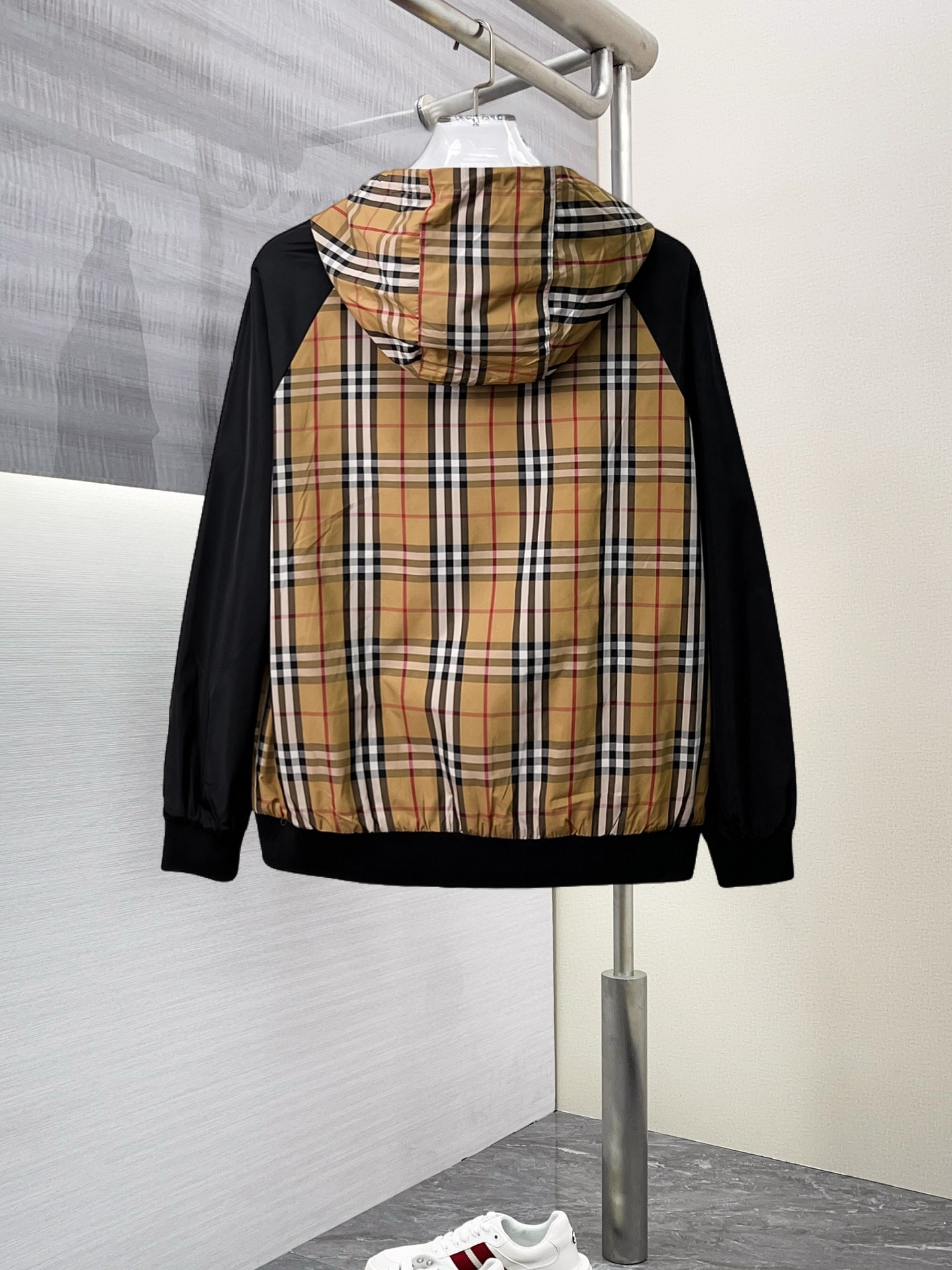 Alternative view of Burberry Jacket 09068