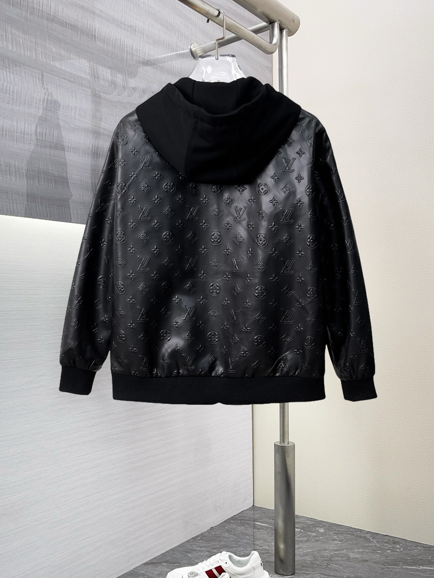 Alternative view of Louis Vuitton Leather Jacket 09065