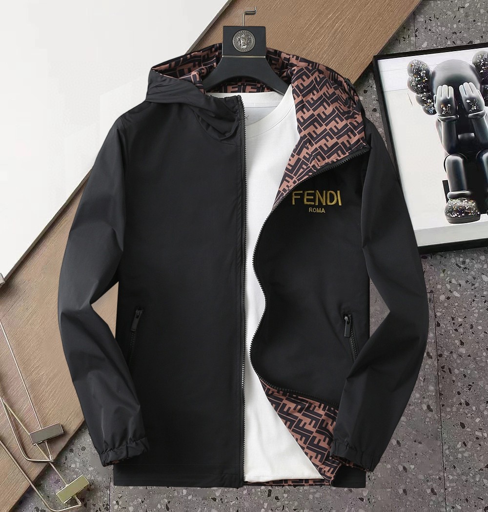 NO:510452,Fendi double-sided wear, 2025 spring new jacket jacket, the new product on the show is perfect, comfortable and warm, the three-standard complete colors and full and attractive, and the very outstanding design easily advances the sense of fashion, the workmanship is extremely exquisite and rigorous, and the wiring is neat and meticulous!  A masterpiece of a big-name designer!  The upper body doesn't look bloated and super handsome!  Spot code M ~ XXXL,,fendi,jackets & coats,jackets & coats,alexander wang19860909芬迪 双面穿,2025开春新款夹克外套,秀场新品品相非常完美,舒适保暖,三标齐全色泽饱满诱人,非常出彩的设计,轻松将时髦感进阶,做工极为考究严谨,走线工整细致！大牌设计师巨作！上身不显臃肿、超级帅气！现货码数M ～ XXXL,,fendi,jackets & coats,jackets & coats,alexander wang,Men's clothing