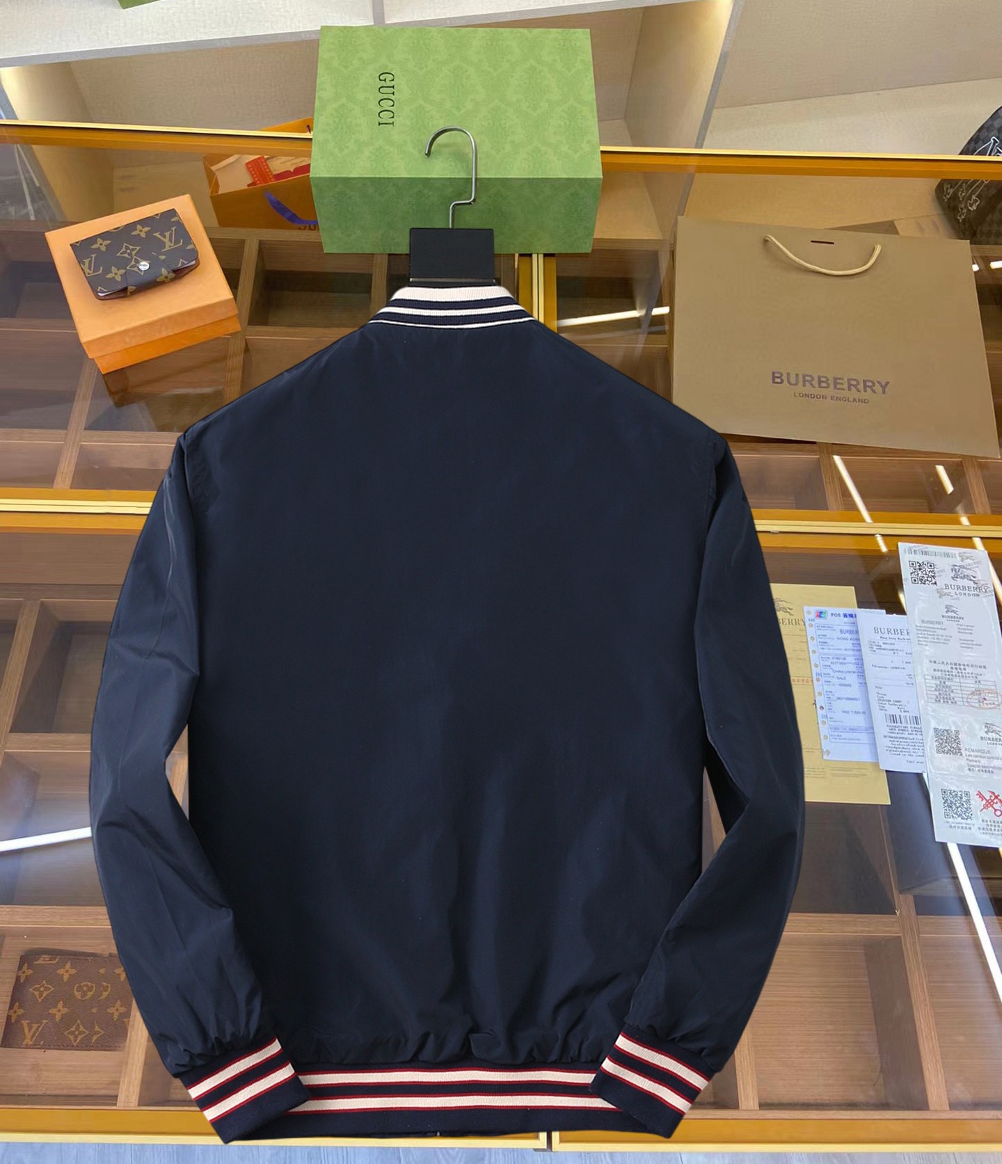Alternative view of Jacket 00541