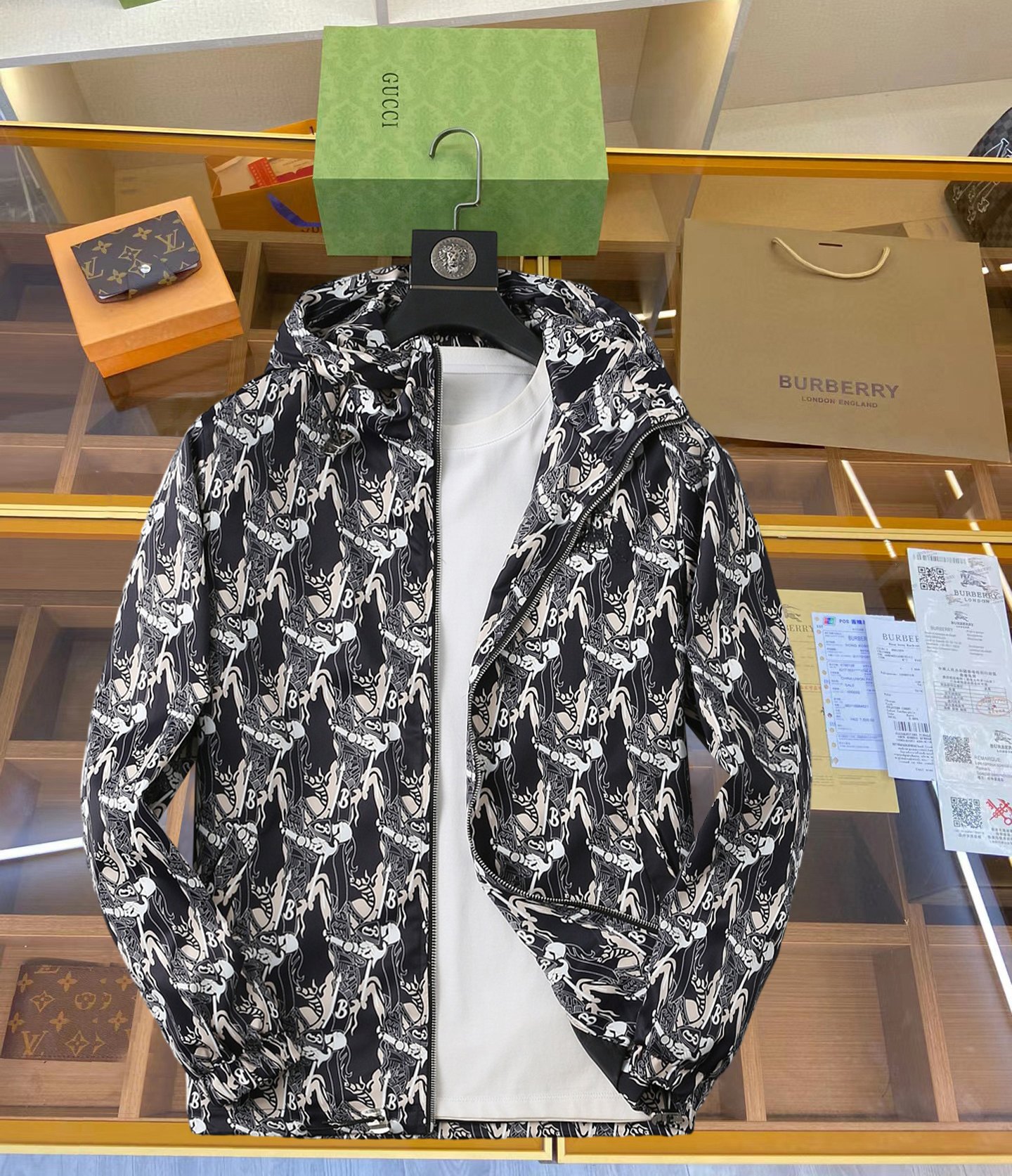 Burberry Jacket 00538
