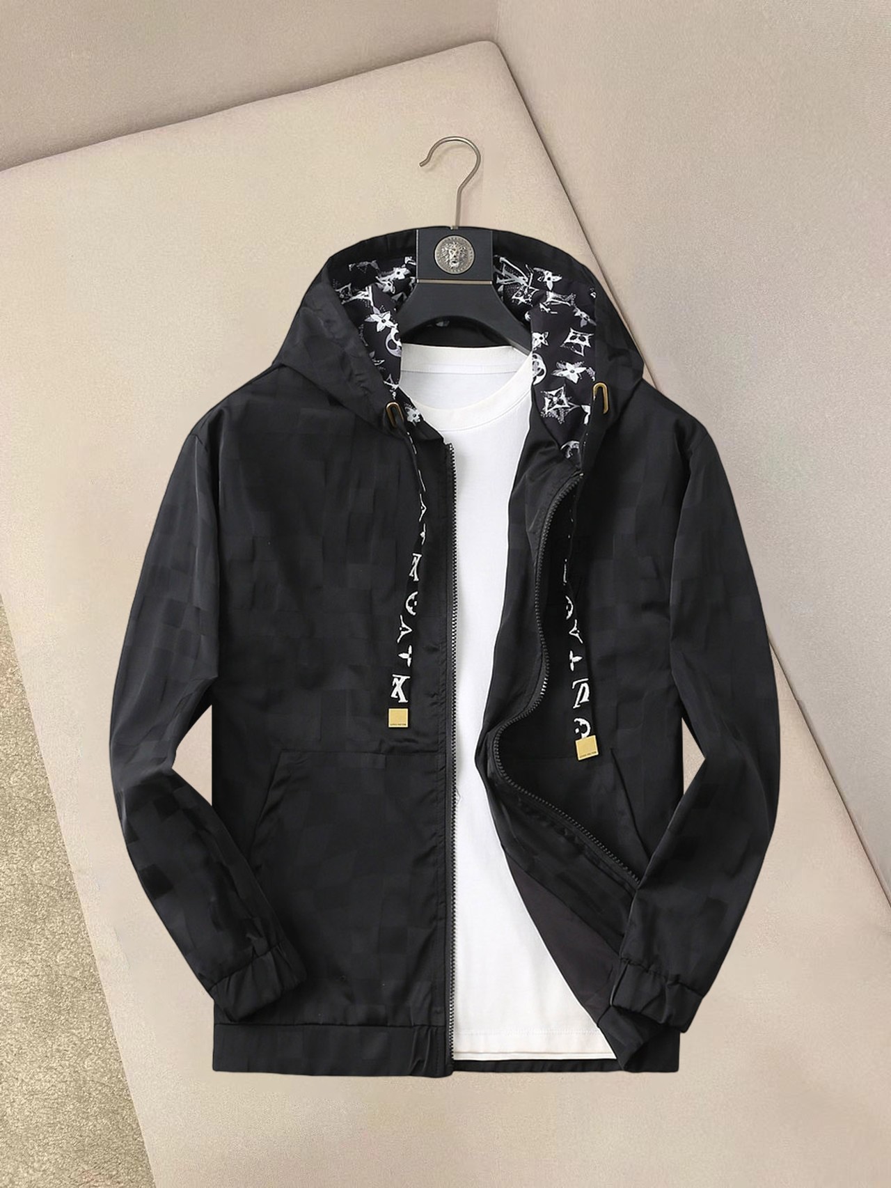 Alternative view of Louis Vuitton Jacket 02012
