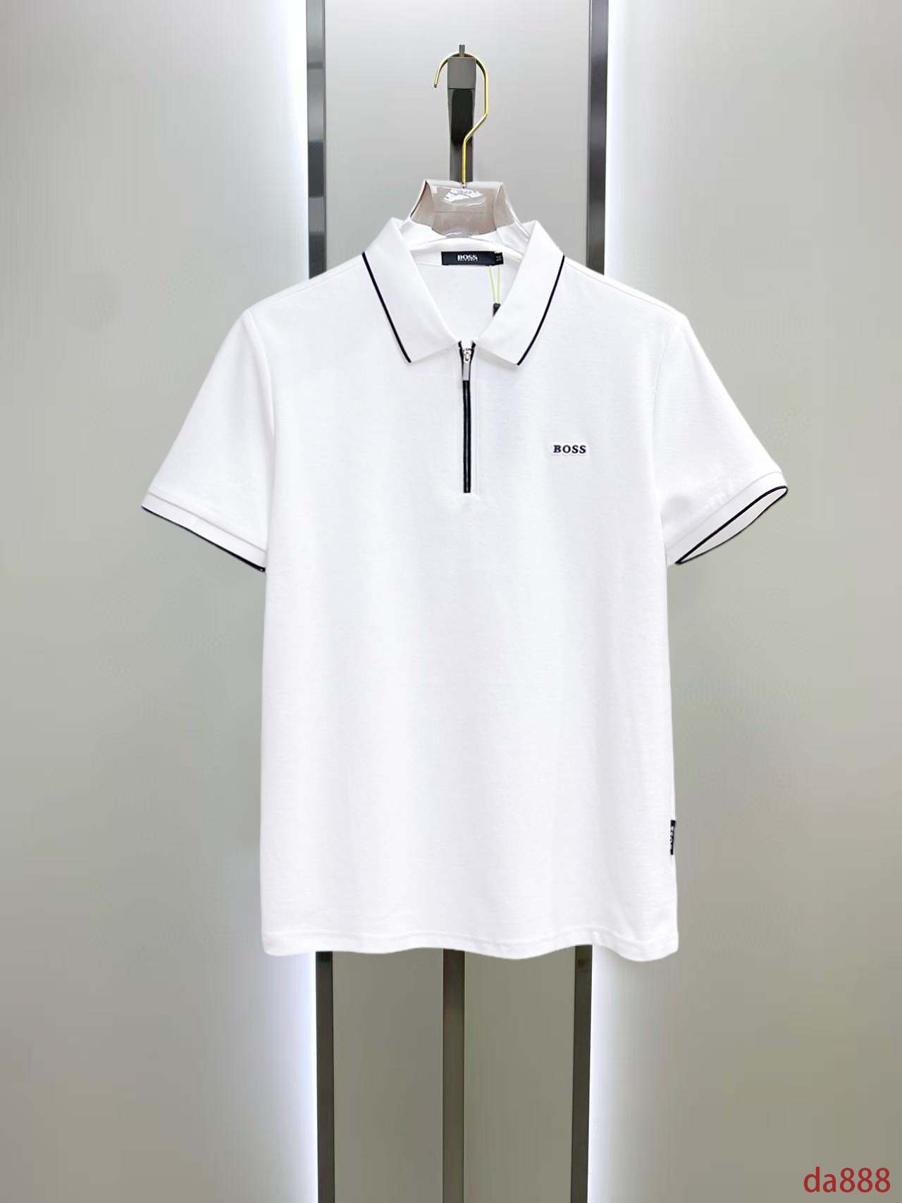 NO:448741,BOSS High-end Business White-collar workers are a must-have item for individuals in the unit!  Seizure-free pressed gel ice silk casual business short-sleeved Polo, technology fabric, ice silk traceless, very good body feel, smooth feel and great texture!  Good elasticity, no sense of restraint, the fabric has its own breathable mesh, moisture absorption and sweating, quick drying and keeping it dry, small lapel placket-breasted design, showing a straight posture, not soft pedal, simple style, can be used for business and leisure, highly recommended!  High-elastic ice silk, the touch is as smooth as jade silk, clean and neat, and elegant and gentlemanly. The high-end materials are the key to the fabric, the quality control must be used. The feel is extremely delicate and smooth, the fabric has a good gloss and upper body skeleton feel, so we can greet mature and quality men's clothing!  Sweat in summer and dry instantly, a brand new experience Business commuting and leisure M-4XL, T-shirt, alexander wang19860909BOSS 高端商务 白领 单位人士必入单品！ 无痕压胶冰丝休闲商务短袖Polo,科技面料,冰丝无痕,体感非常棒,手感顺滑质感很棒！弹性好,无任何束缚感,面料自带透气网孔,吸湿排汗,速干保持干爽,小翻领门襟排扣设计,展露挺拔姿态,不软踏,简约款式,商务休闲都可驾驭,强烈推荐！高弹冰丝,触感堪比玉蚕丝一样丝滑,干净利落,儒雅绅士风度.高级材质,重点就是面料上,品控的必上,手感极其细腻光滑,面料光泽感和上身骨架感好,打招成熟品质男装！夏天出汗秒干,全新体验 商务通勤休闲 M-4XL,,T-shirt,alexander wang,Men's clothing