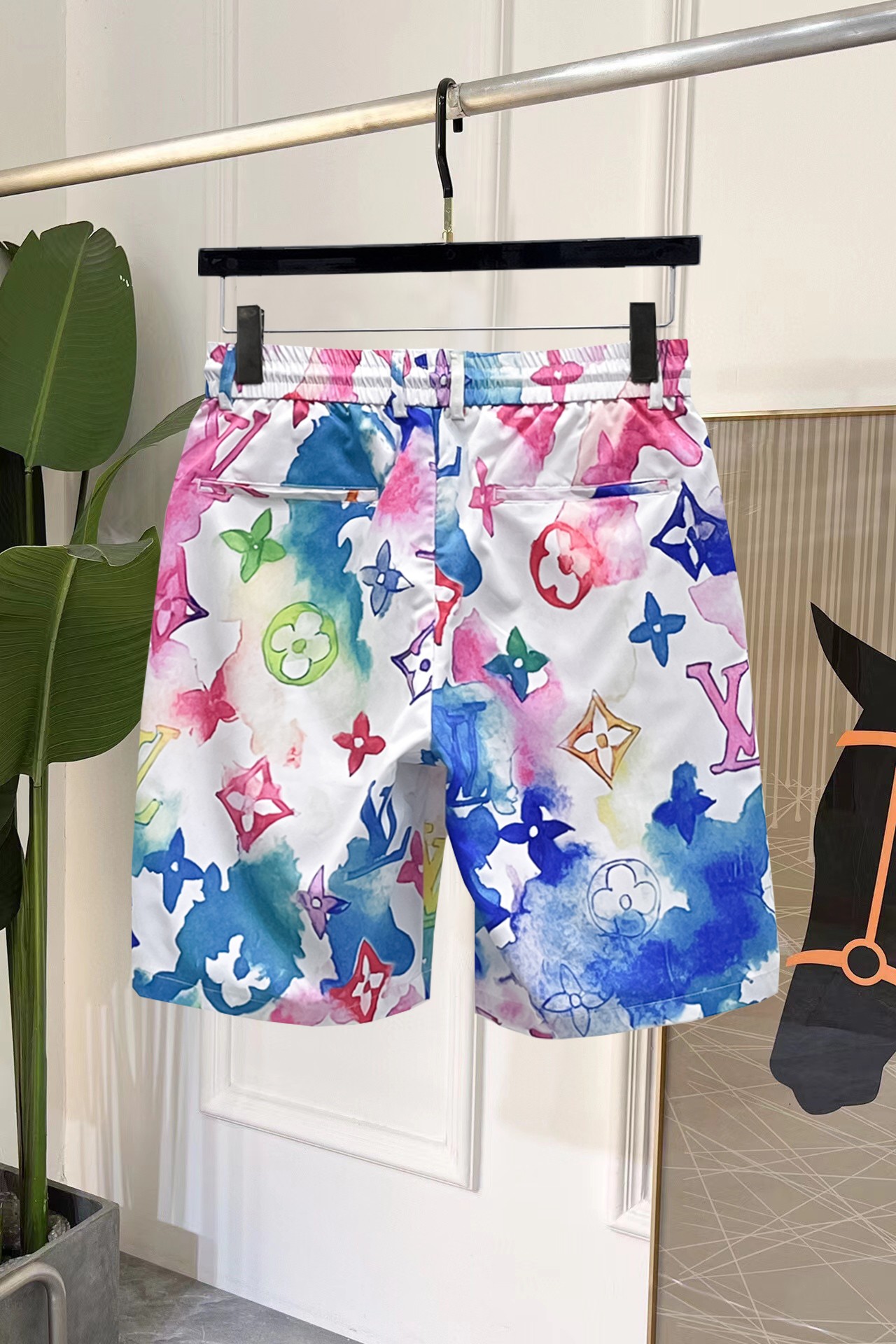 Louis Vuitton 2025SS Luxury Casual Shorts - Original Design, Comfortable Fit 3 a1747228103504 5523