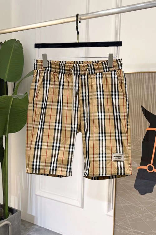 Burberry Classic Check Cotton Shorts, Summer Essential, Comfortable Fit 1 Burberry Classic Check Cotton Shorts, Summer Essential, Comfortable Fit