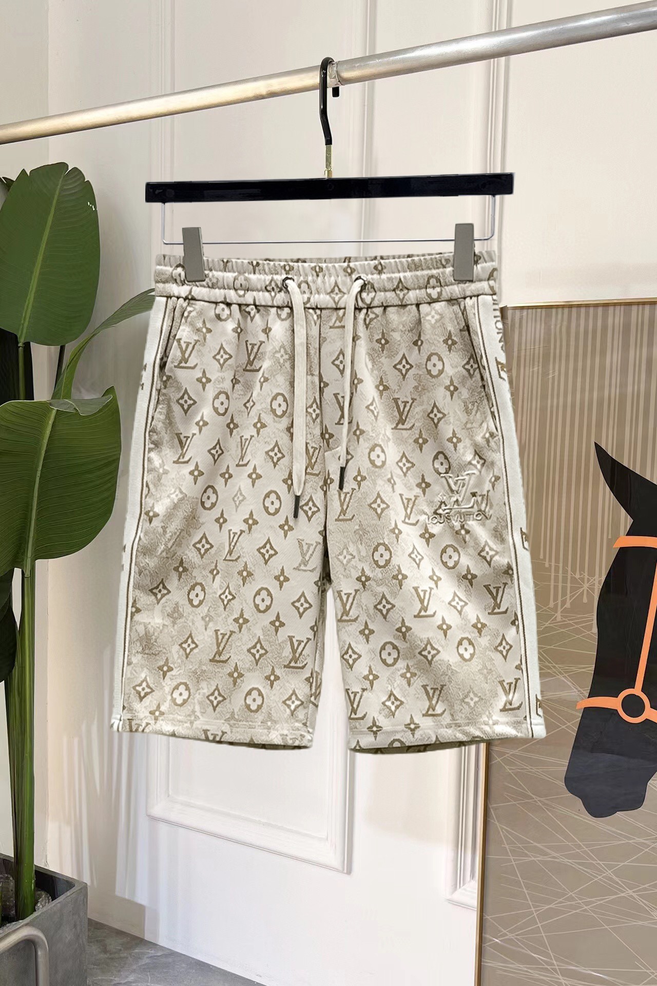 Louis Vuitton 2025 Summer Monogram Shorts - Luxury Classic Design 2 a1747228353734 5202