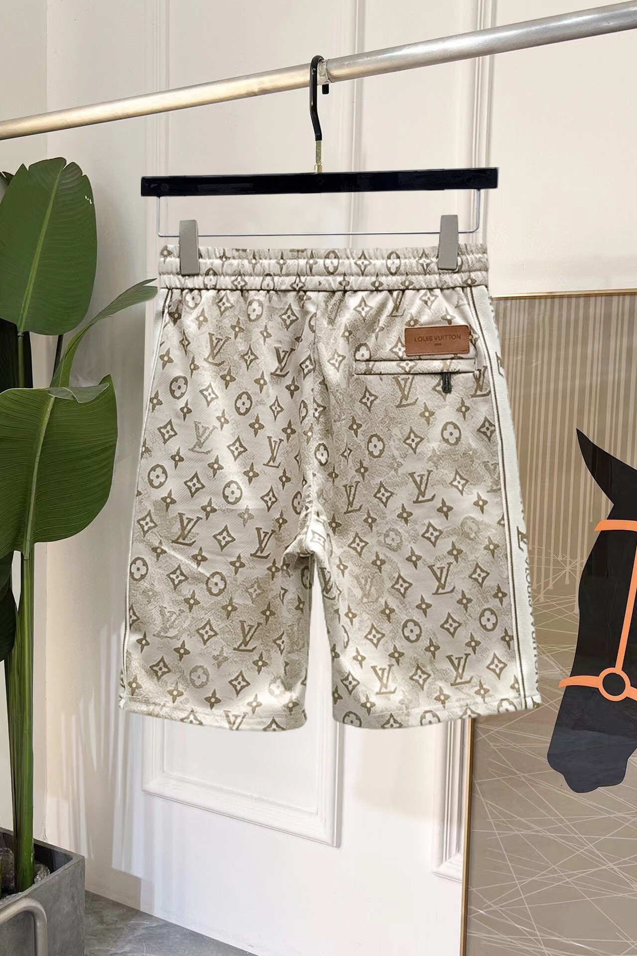Louis Vuitton 2025 Summer Monogram Shorts - Luxury Classic Design 3 a1747228353741 4015