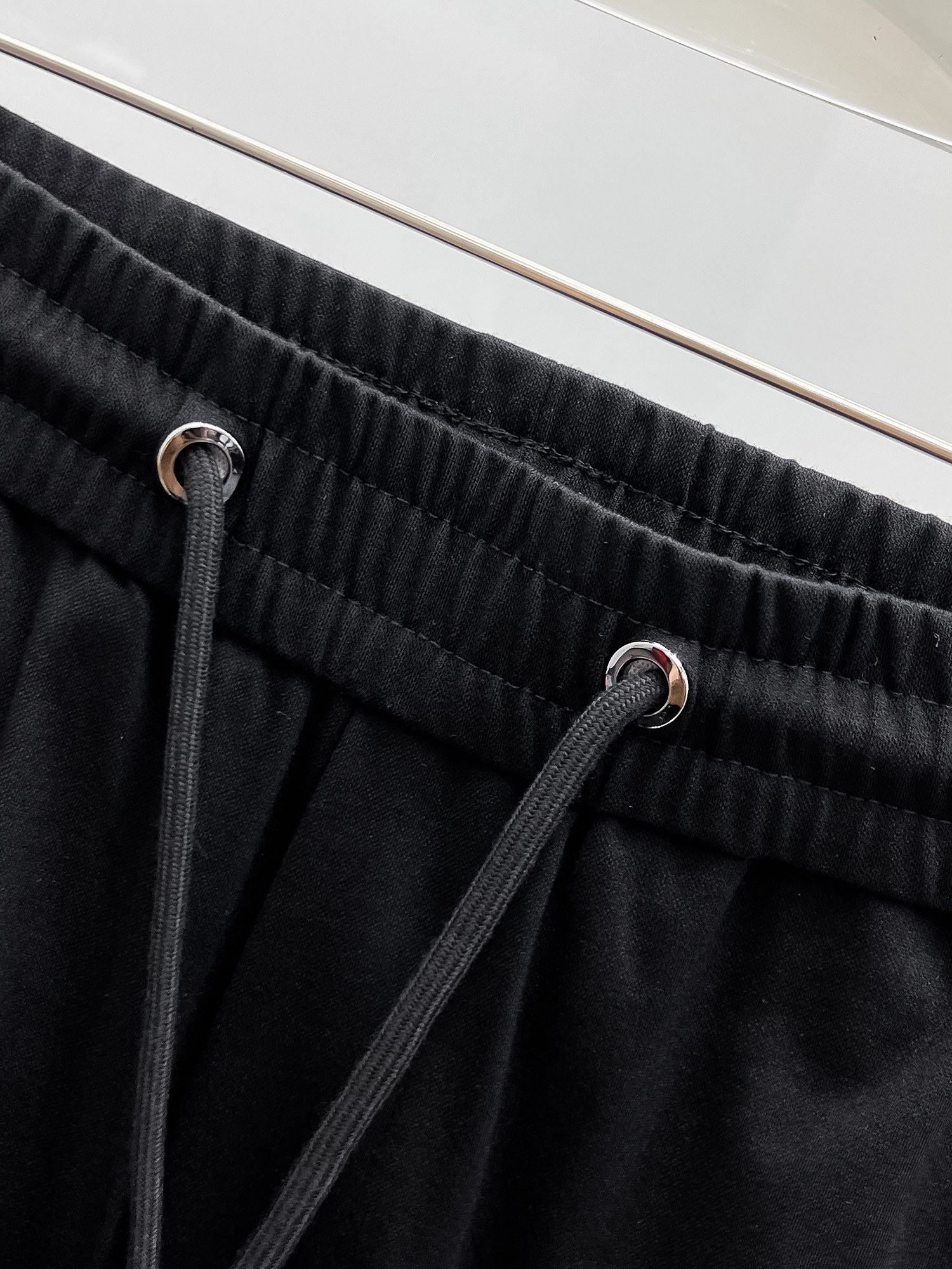 Moncler Men's Summer Casual Shorts - Comfortable, Stylish, and High-End 10 a1747228474284 6575