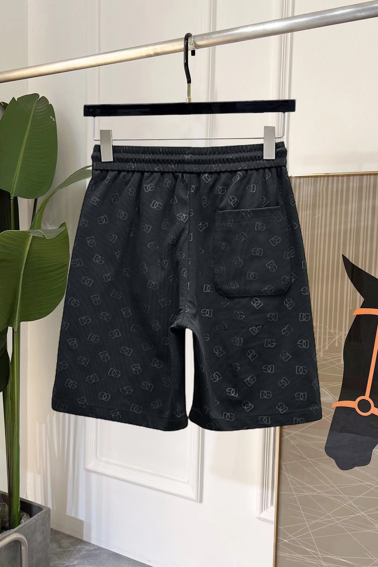 Dolce & Gabbana Men's Luxury Black Logo Print Casual Shorts 3 a1747228521524 0526