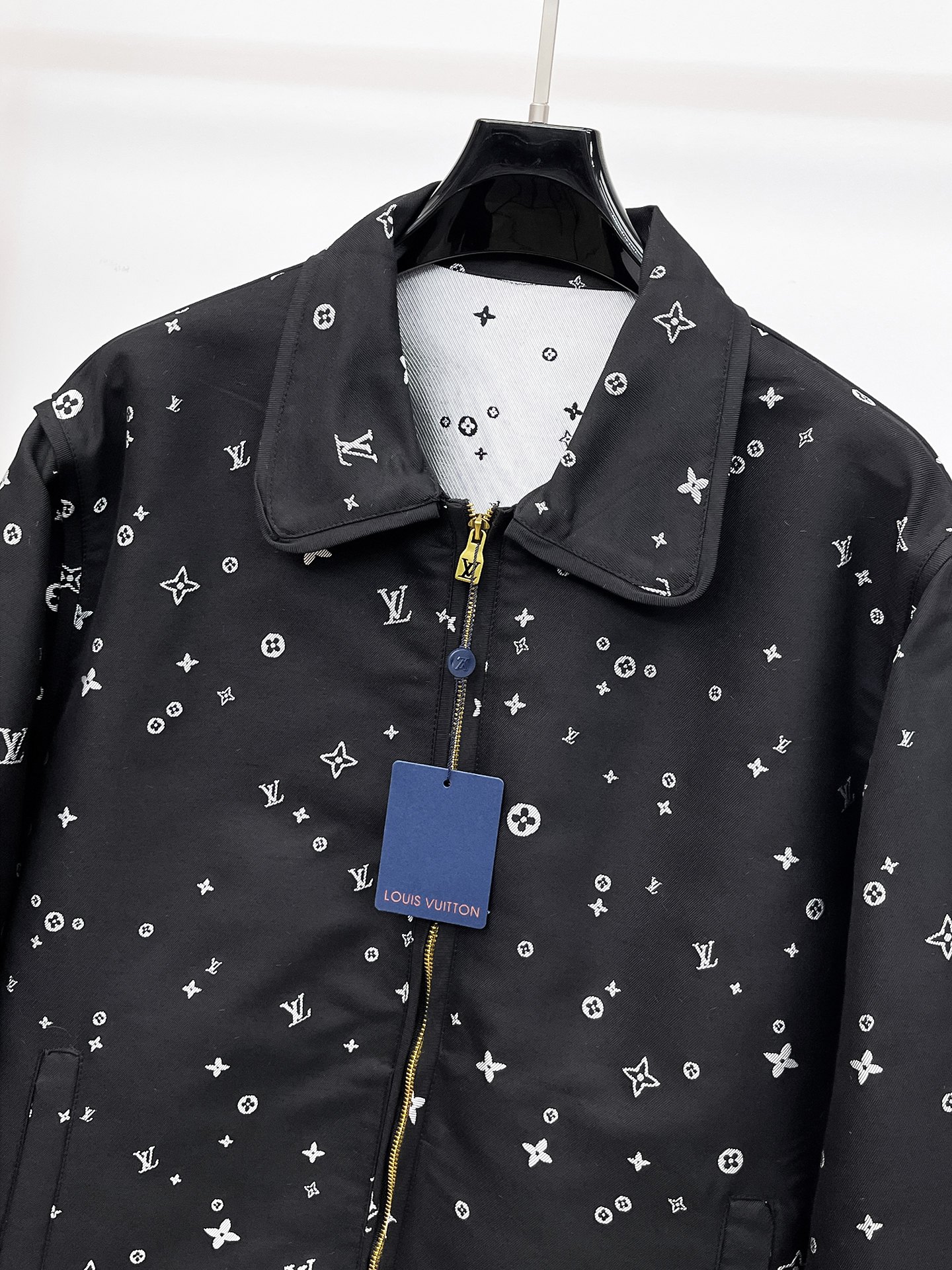Alternative view of Louis Vuitton Jacket 00399