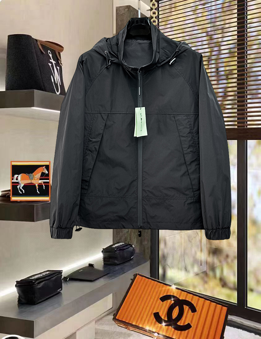 NO:734310,Burberry 2026 new spring jacket, original 1:1 customized hardware accessories, all imported original customization, welcome to compare at the counter, super soft, super heavy fabric workmanship, perfect fit, pay attention to the fabric, super comfortable, exclusive model, non-market goods, same size for men and women, M to XXXL,, burberry, jackets & coats,19860909巴宝莉 2026开春新款夹克 原版1:1订制五金配件全进口原版定制 欢迎专柜对比 超柔软 超级重面料做工杠杠的版型完美 注意面料超舒服 独家款 非市场货 男女同款尺码M一XXXL,,burberry,jackets & coats,,Men's clothing