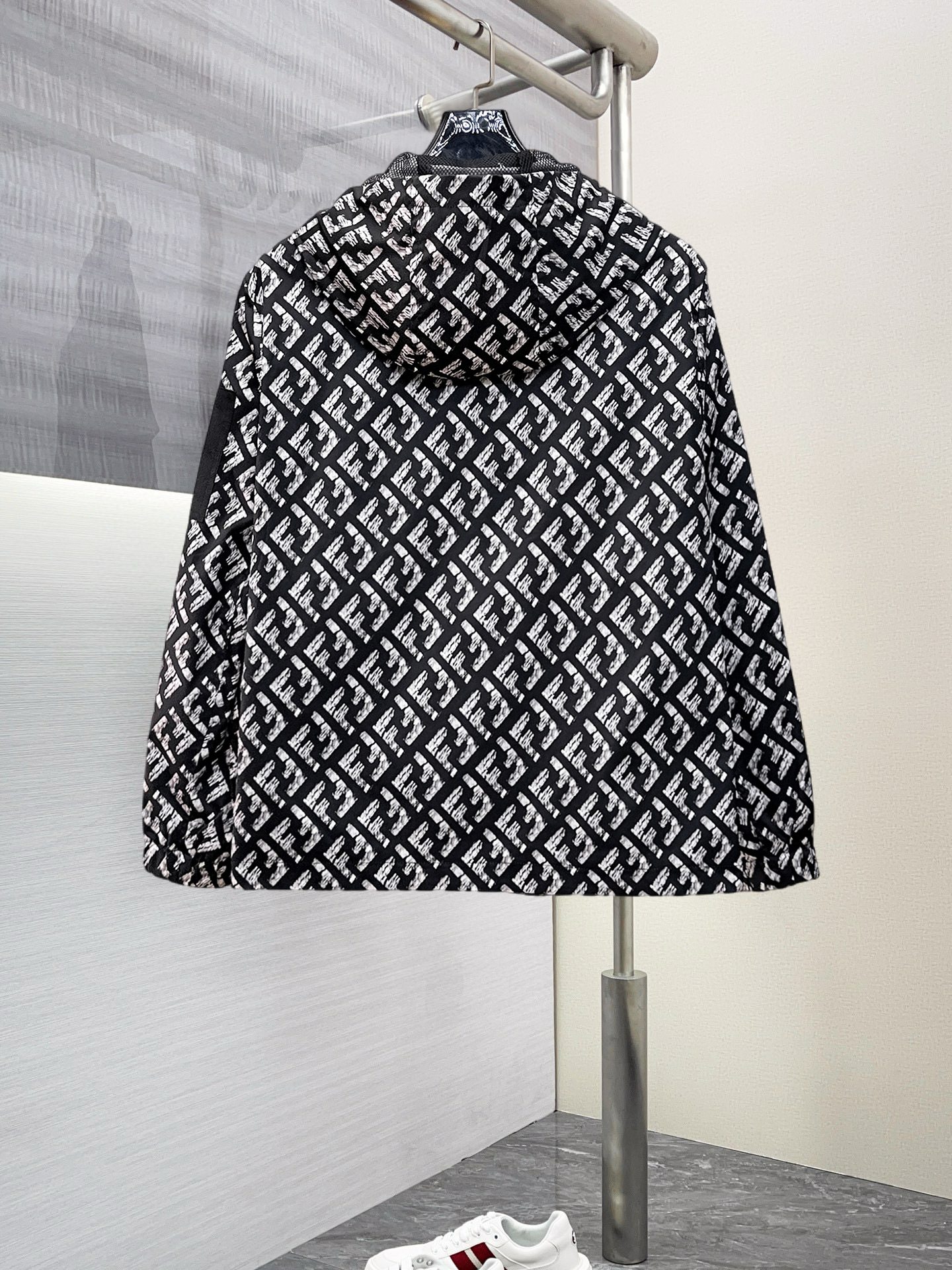 Alternative view of Fendi Jacket 09010
