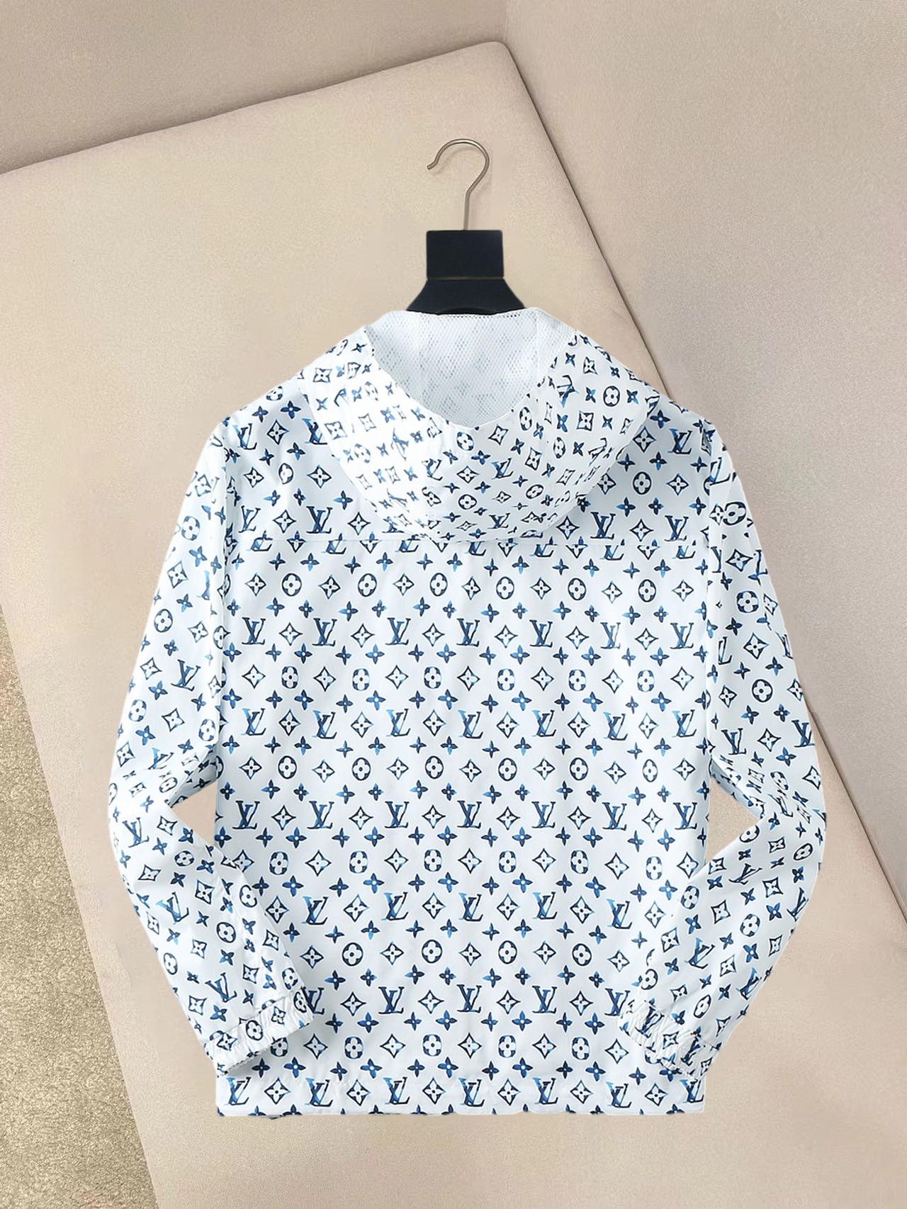 Alternative view of Louis Vuitton Jacket 01906