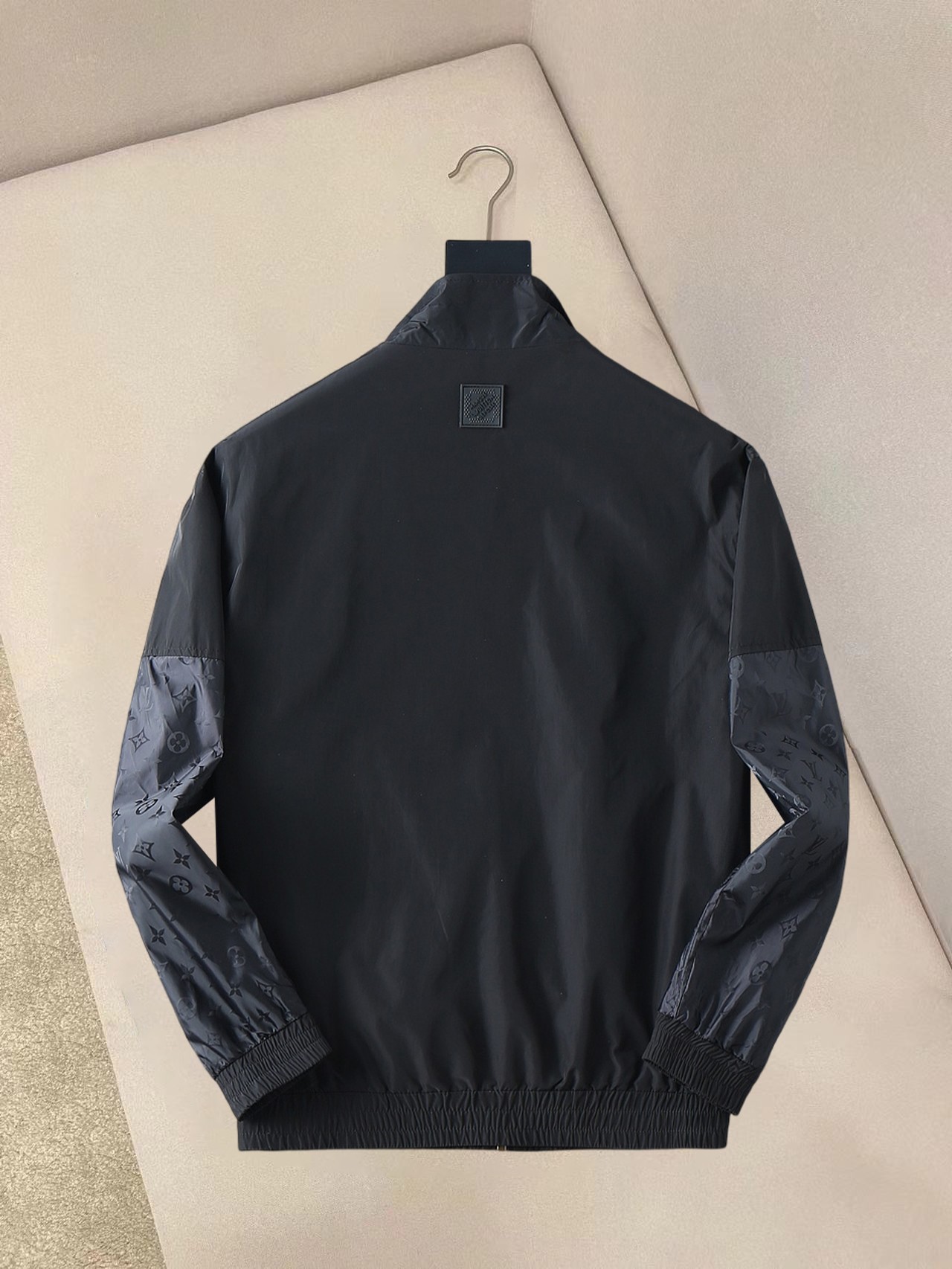 Alternative view of Louis Vuitton Jacket 01973