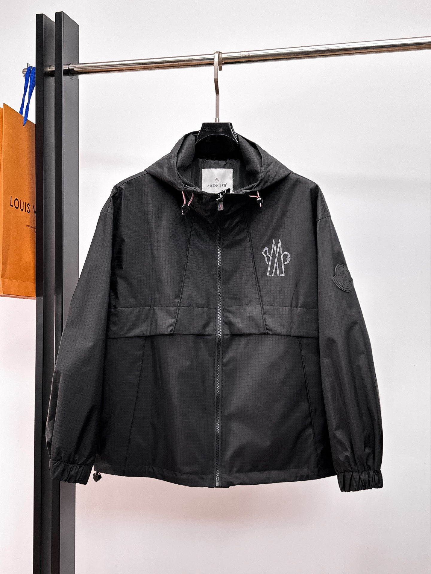 Moncler Jacket 06359