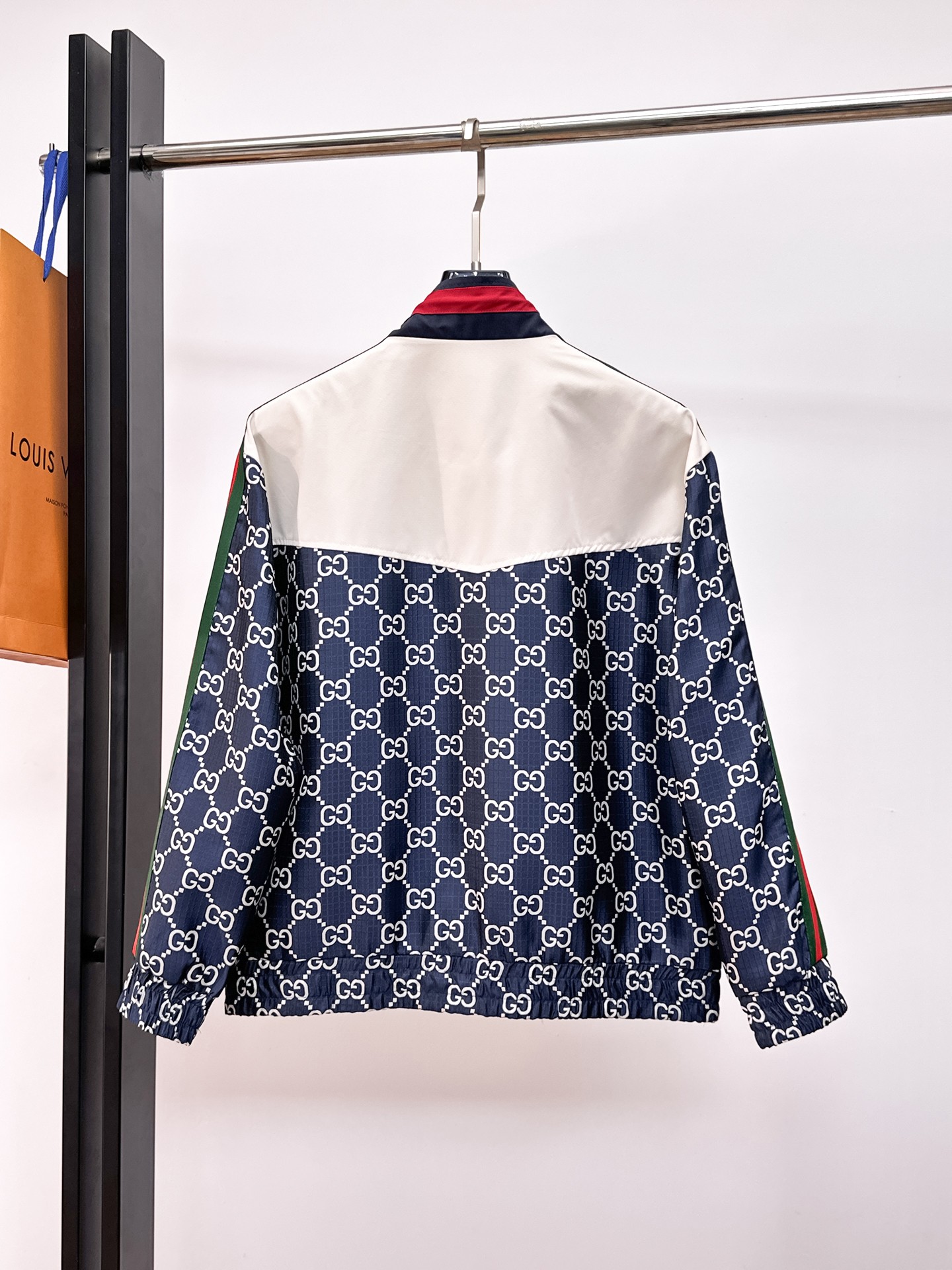 Alternative view of Jacket 06479